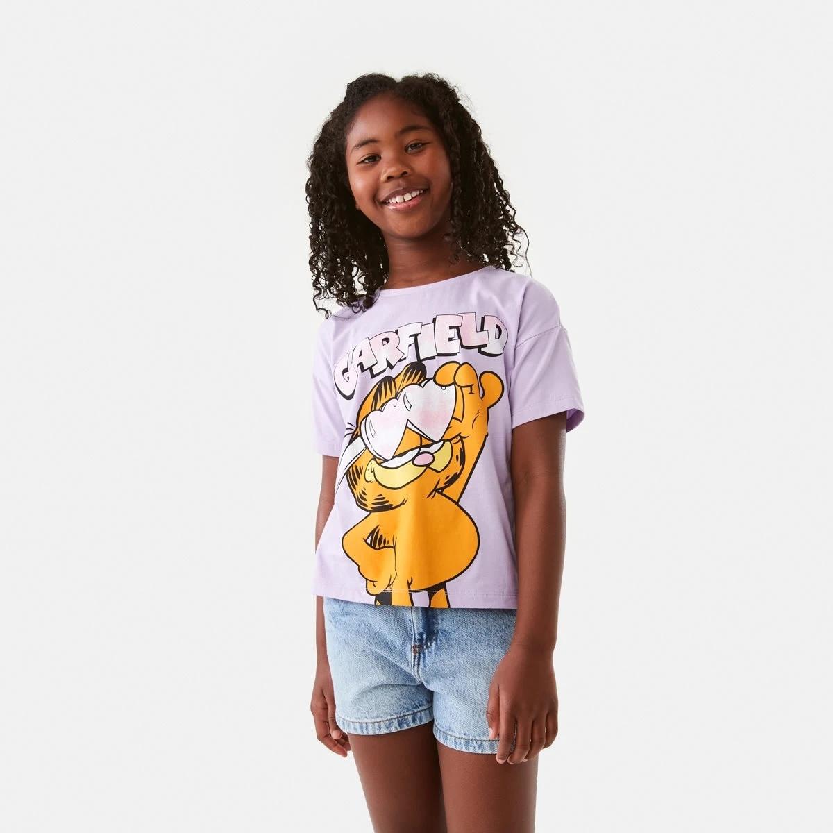 1 Garfield License Crop T-shirt Garfield, 1 of 8