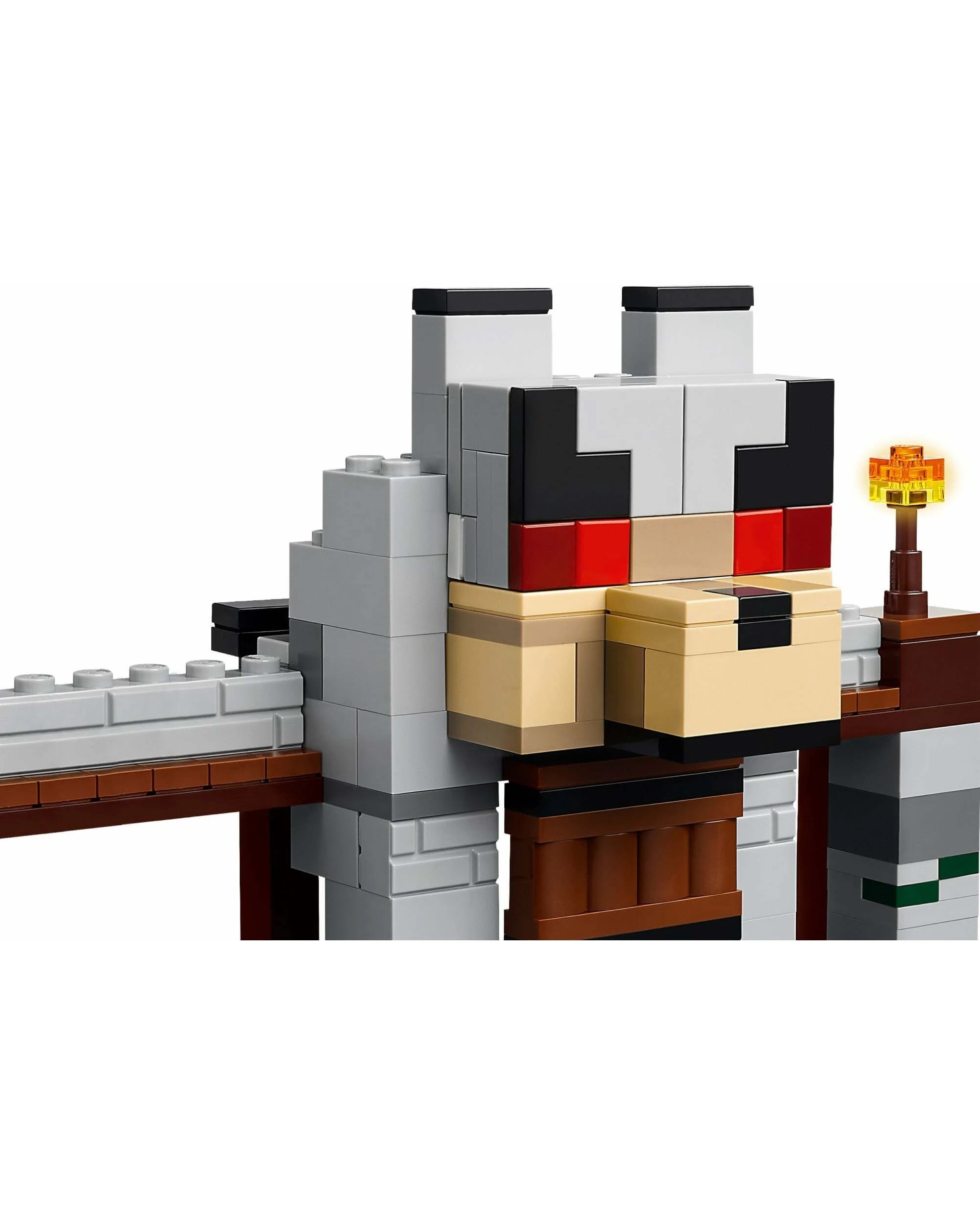 1 LEGO Minecraft 21261 The Wolf Stronghold, 1 of 2