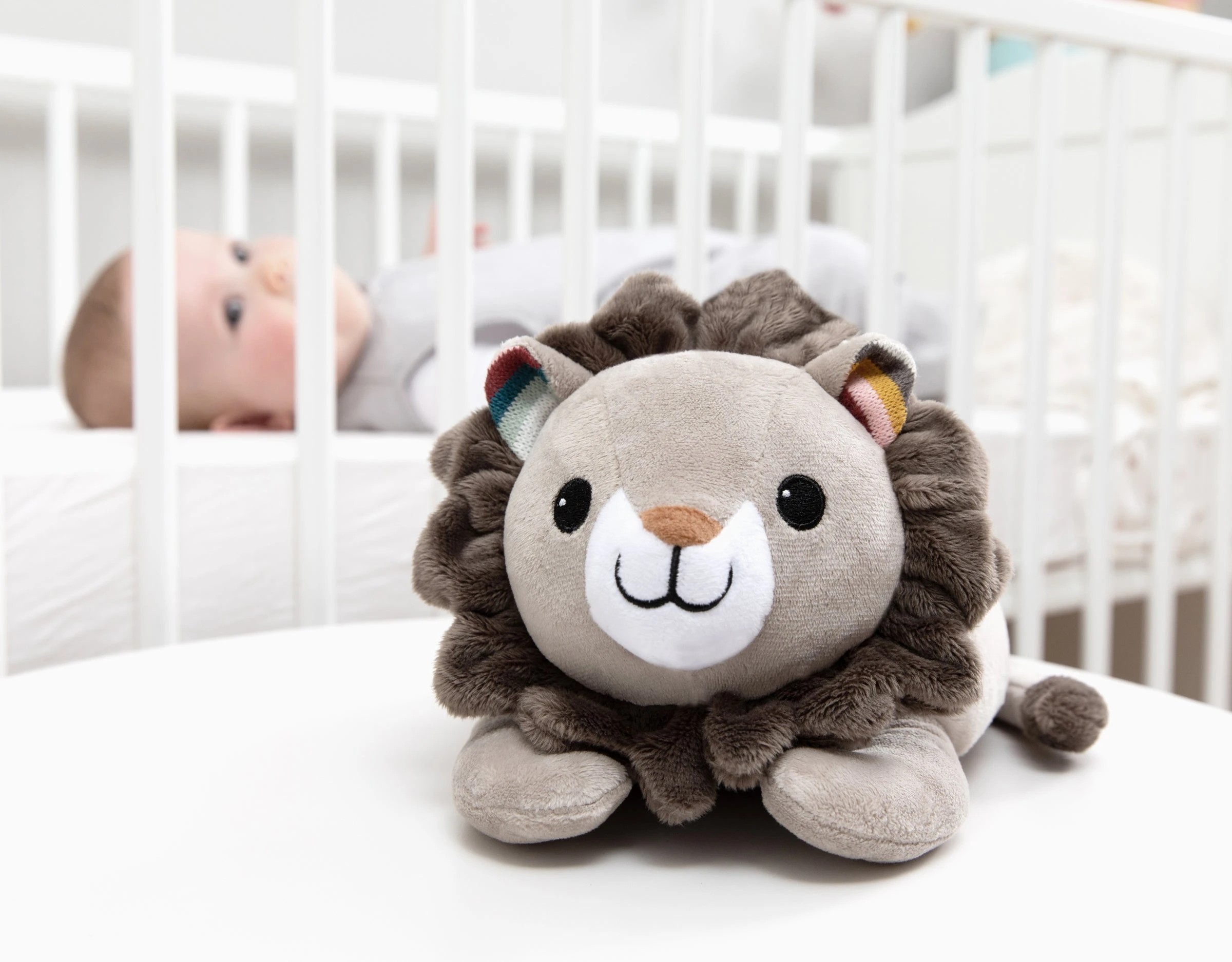 3 ZAZU Bedtime Projector - Leo The Lion With Star Projections, 3 of 6