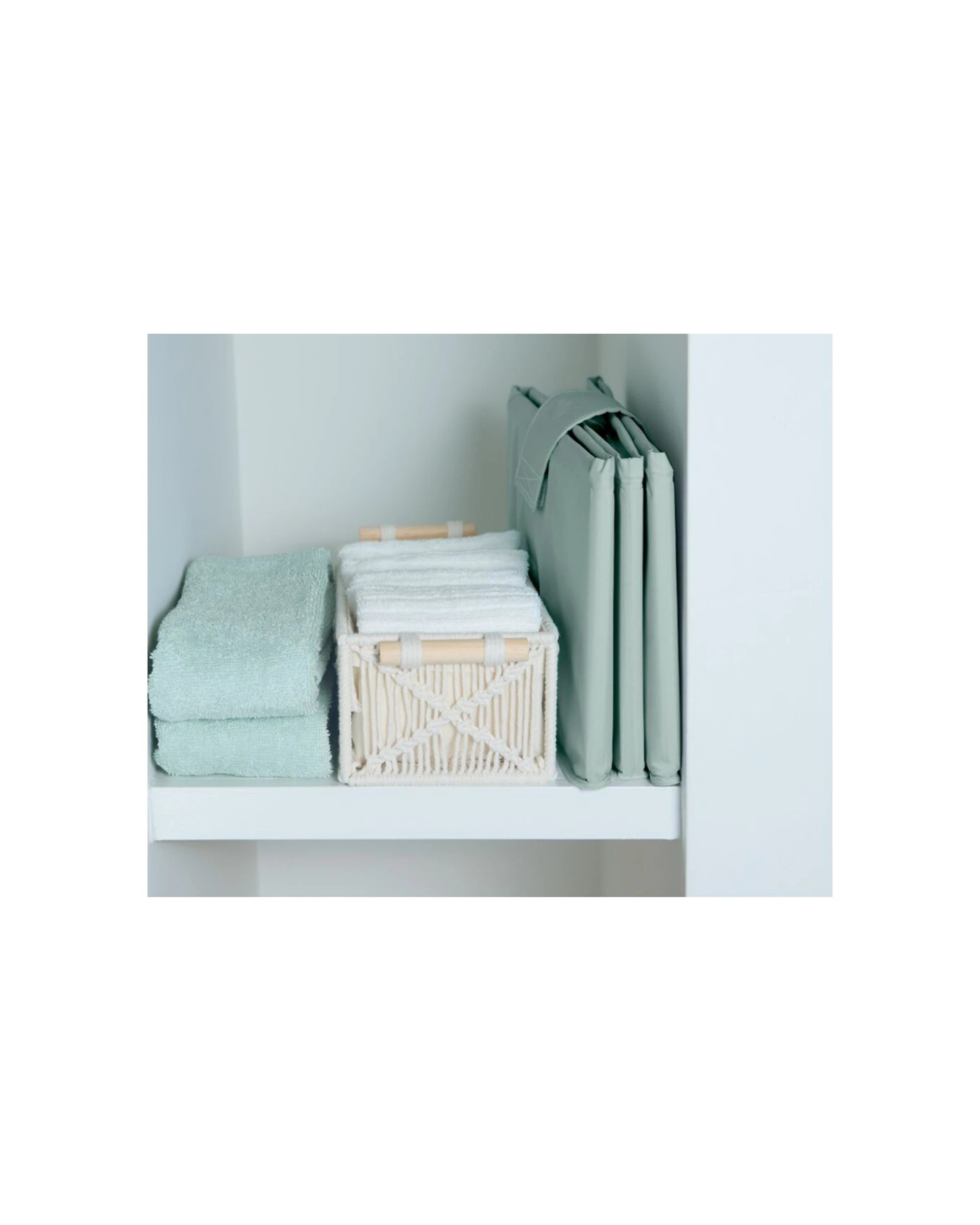 6 Ingenuity TuckAway Travel Tub Foldable Baby Bath 12 Months To 5 Years 21x39cm - Green, 6 of 7