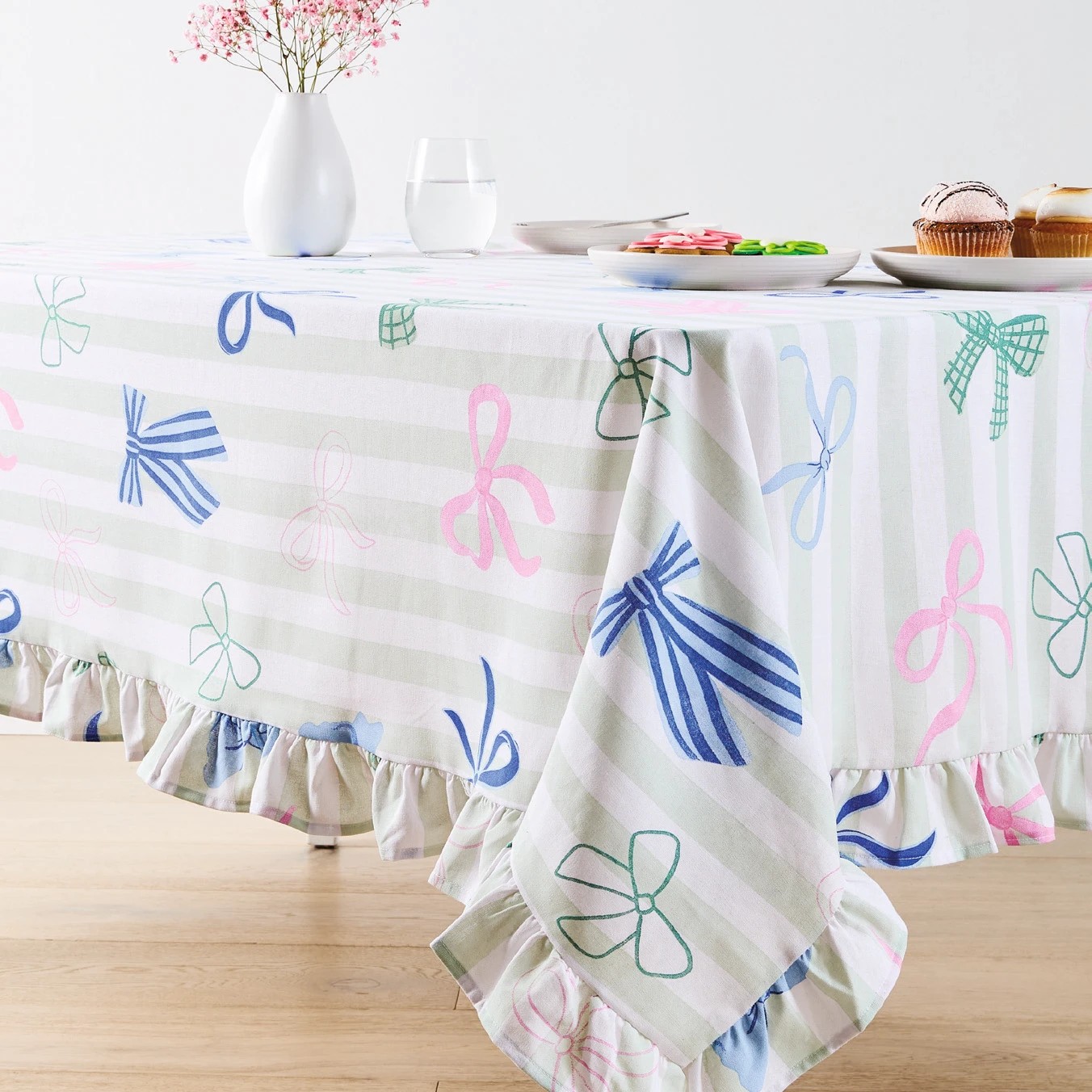 1 Extra Large Bow Tablecloth, 1 of 4