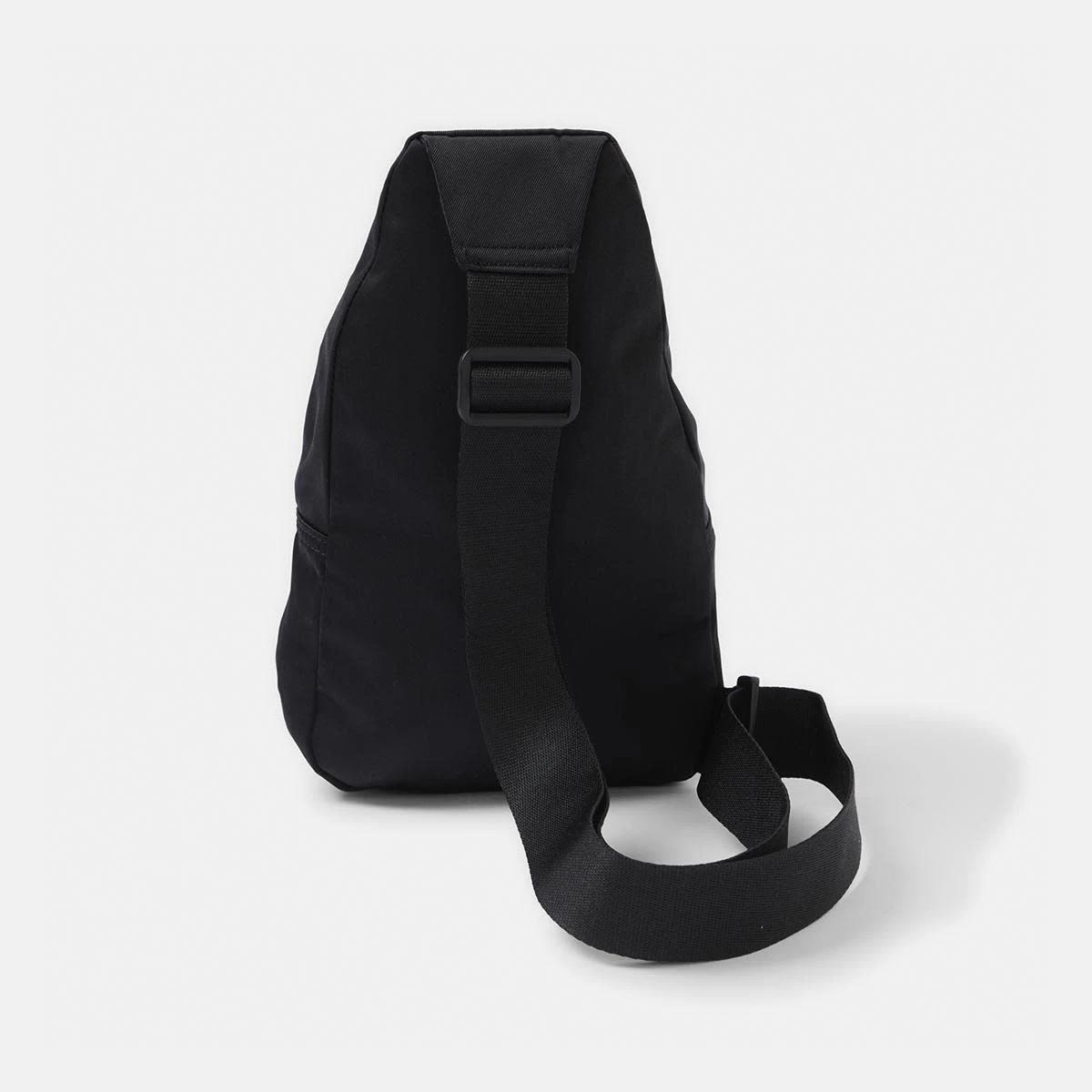 3 Urban Sling Bag Black, 3 of 7