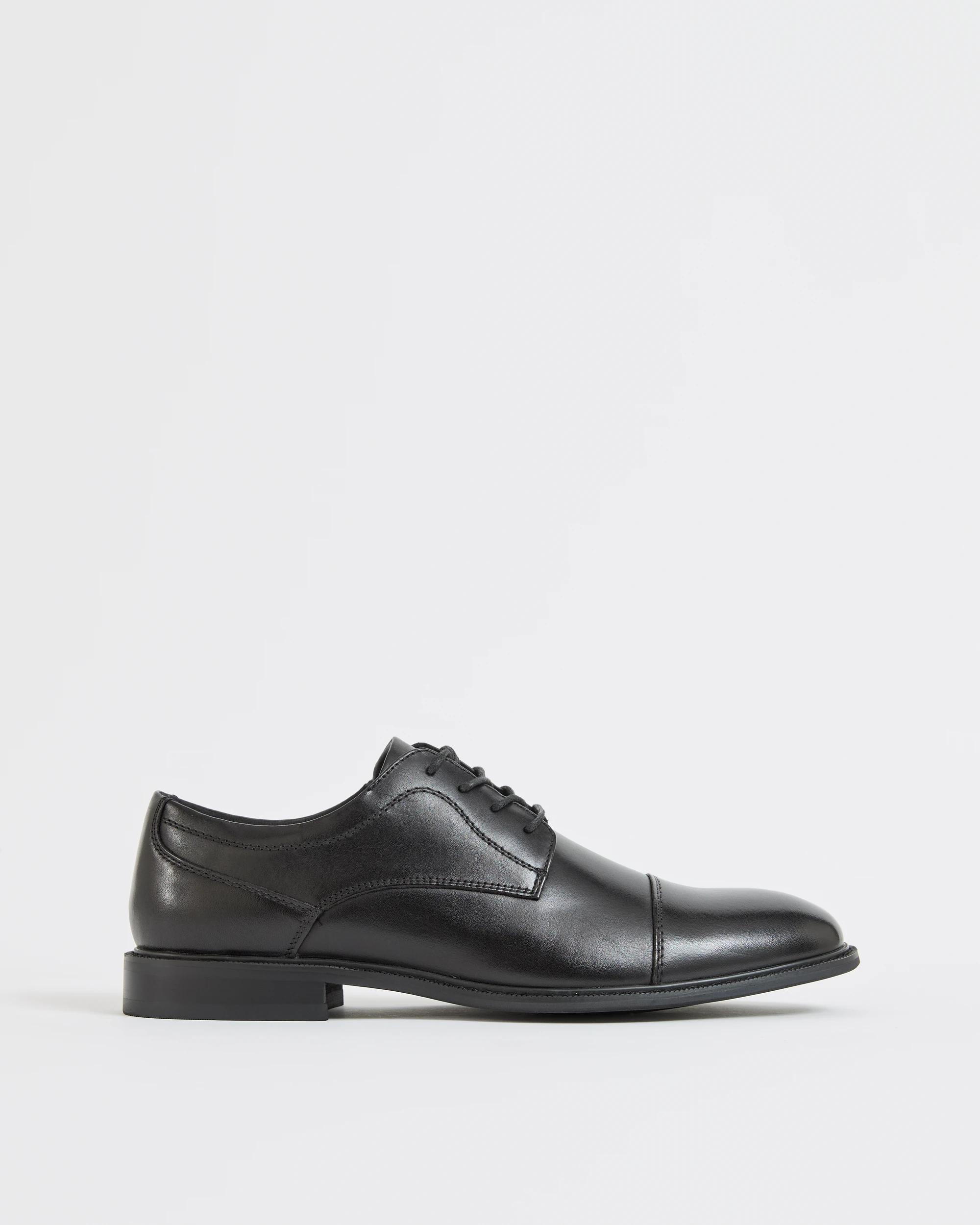 Target Man Leather Lace Up Dress Shoes