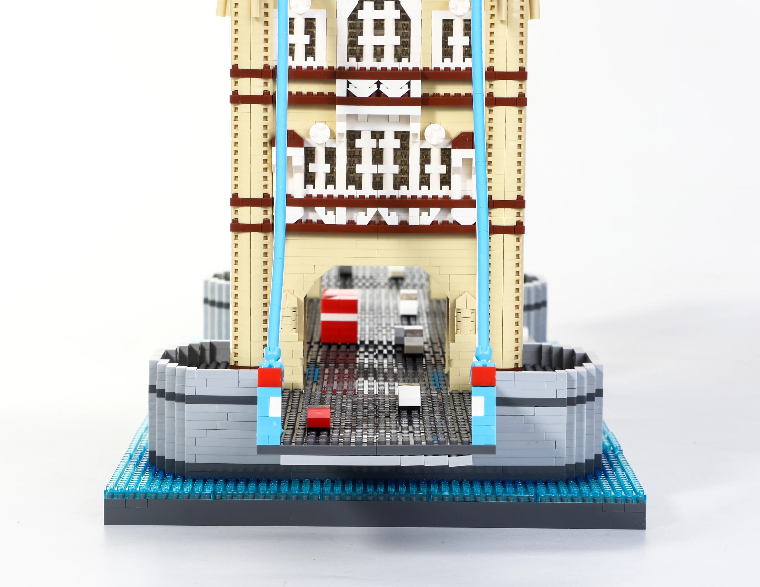 7 7853 Piece Mini Blocks Building Series: Tower Bridge, 7 of 8
