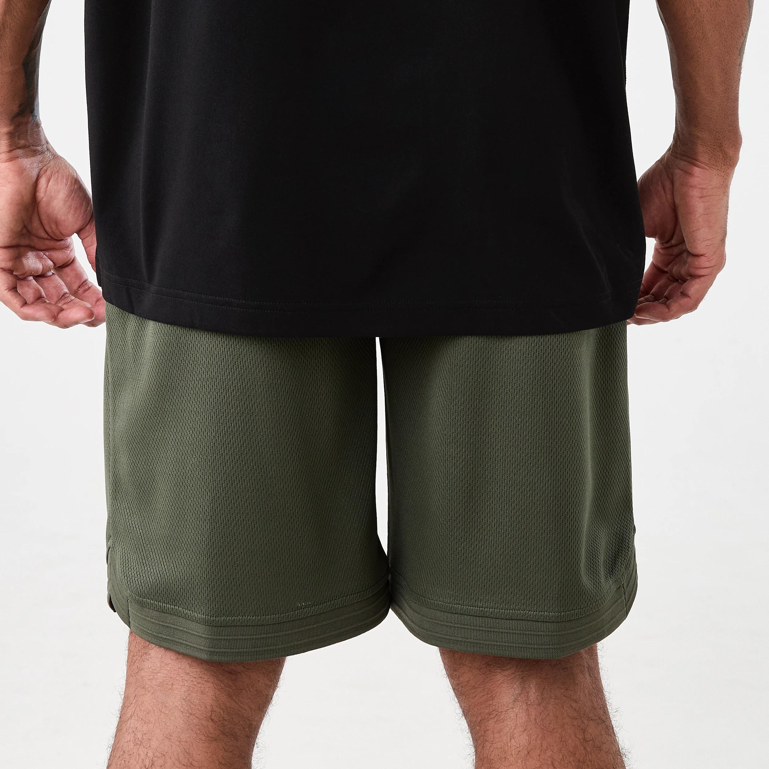 3 Active Mens Relaxed Basketball Shorts DEEPEST GREEN, 3 of 7