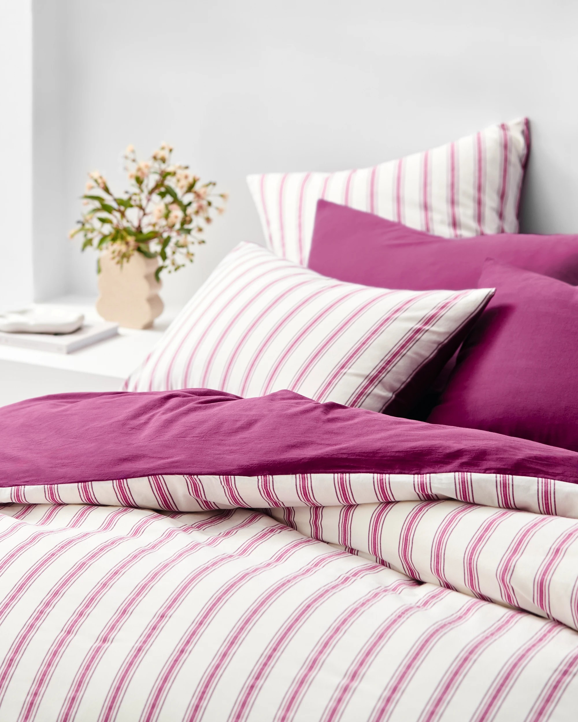 3 Arlo Cotton Stonewash Quilt Cover Set - Super King Bed - Pink, 3 of 7