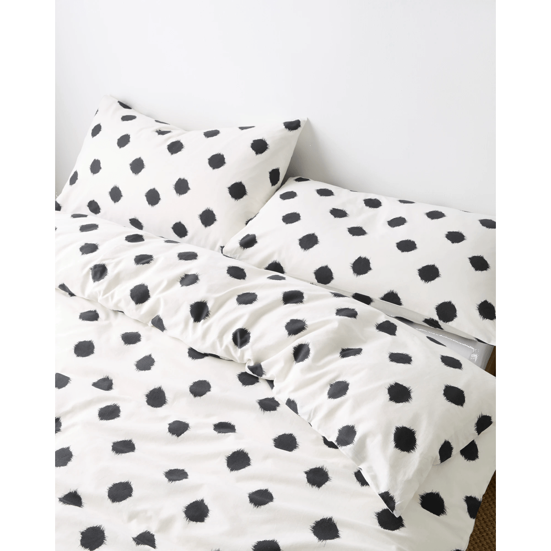 2 Target Dottie Ikat Australian Cotton Quilt Cover Set
 - Single Bed
 - Grey, 2 of 3