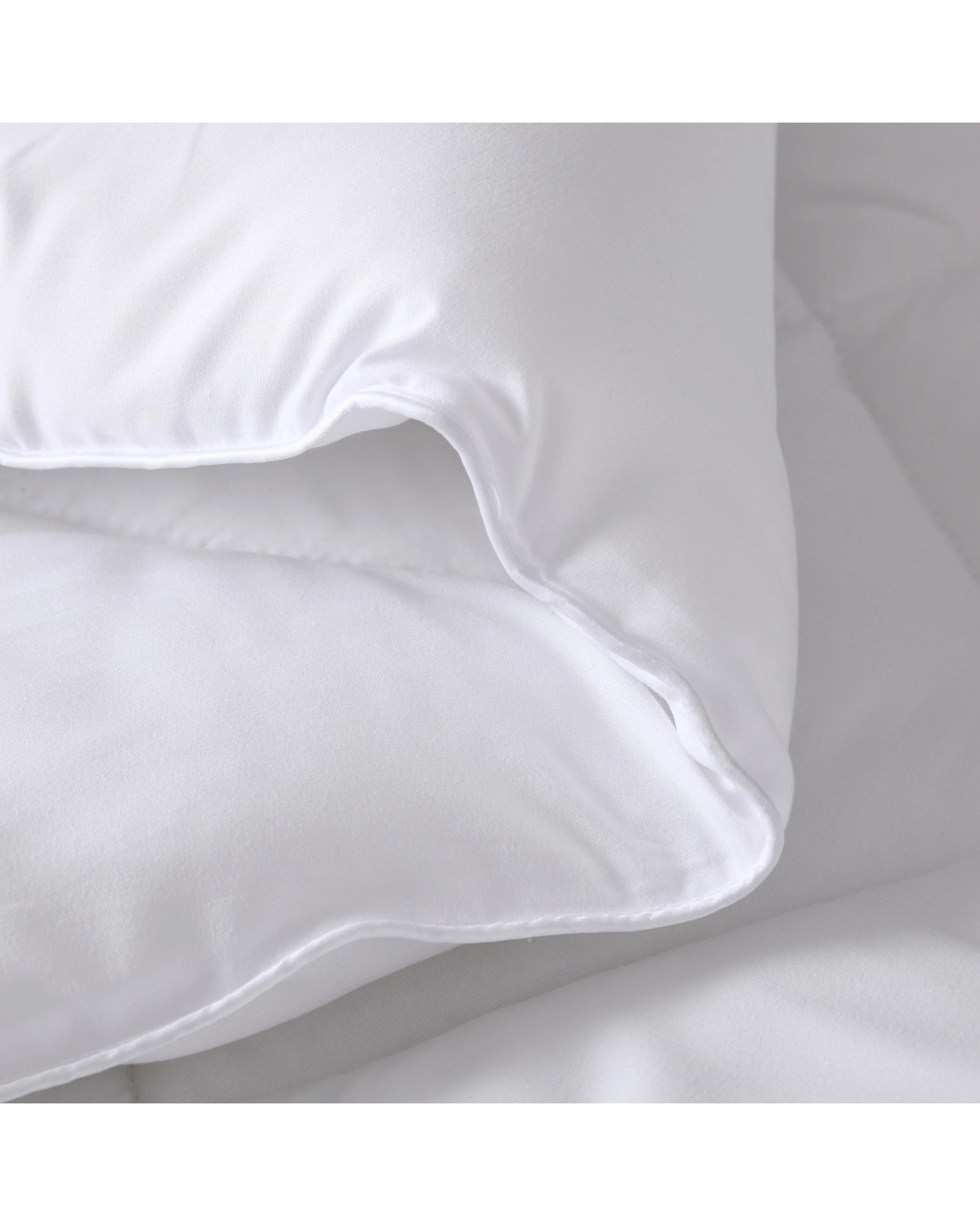 7 Sleepcare 500GSM Winterweight Microfibre Quilt - Super King Bed - White, 7 of 10