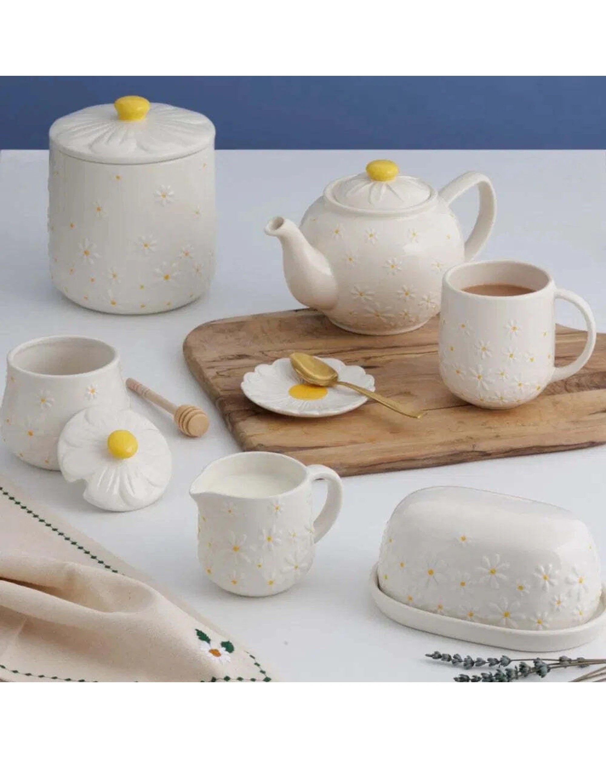 2 Price & Kensington Daisy Honey Pot and Drizzler Ceramic Wooden Kitchen Tool 450ml - White, 2 of 3