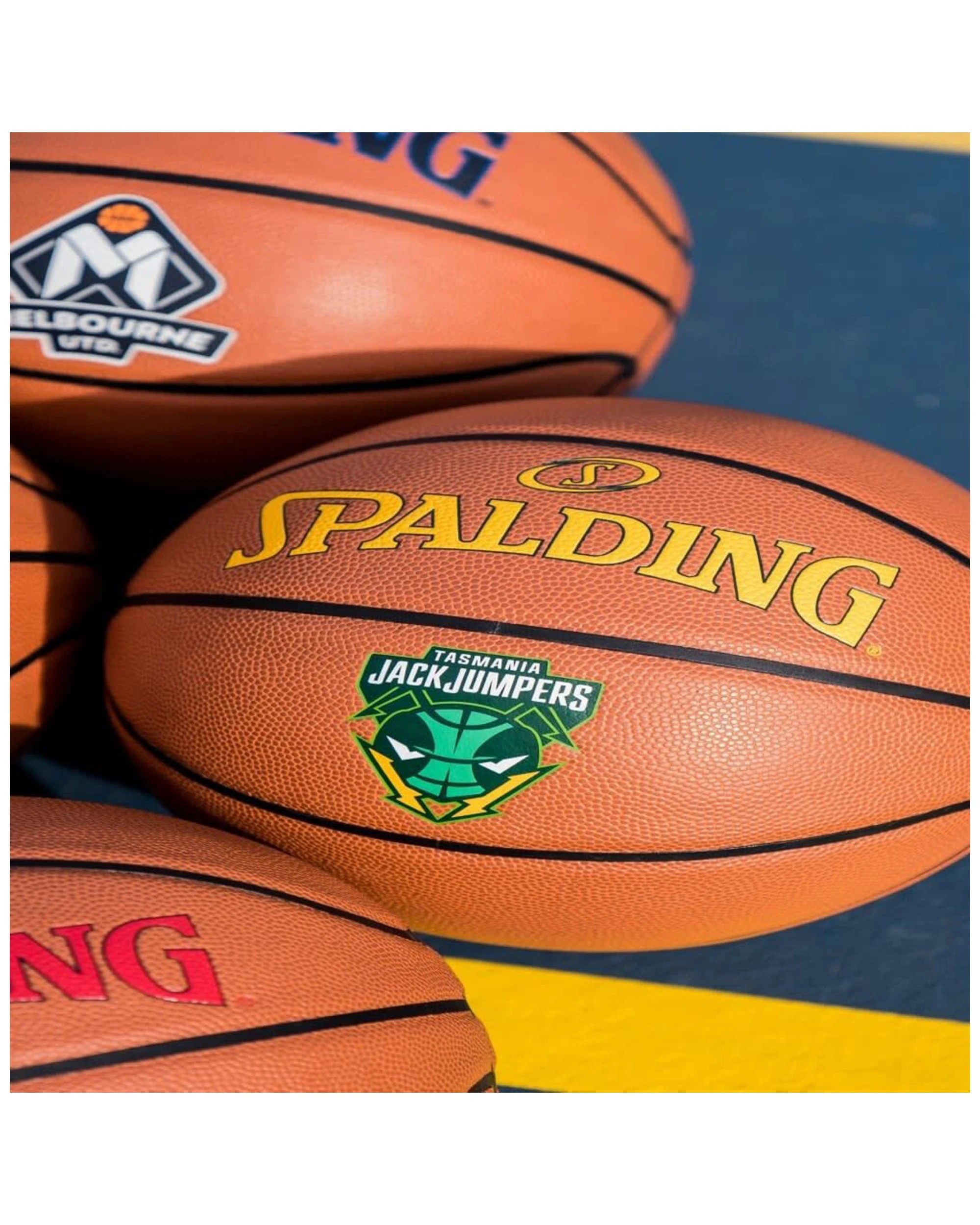 4 Spalding 2PK NBL Indoor Outdoor Basketball Tasmania Jack Jumpers Size 7 - Orange, 4 of 5
