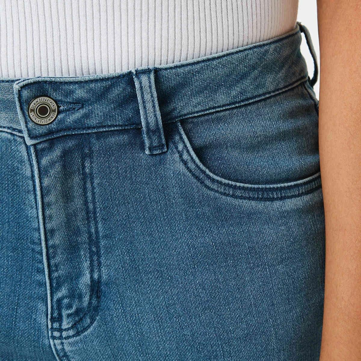 4 Boyfriend Jeans Mid Wash, 4 of 5