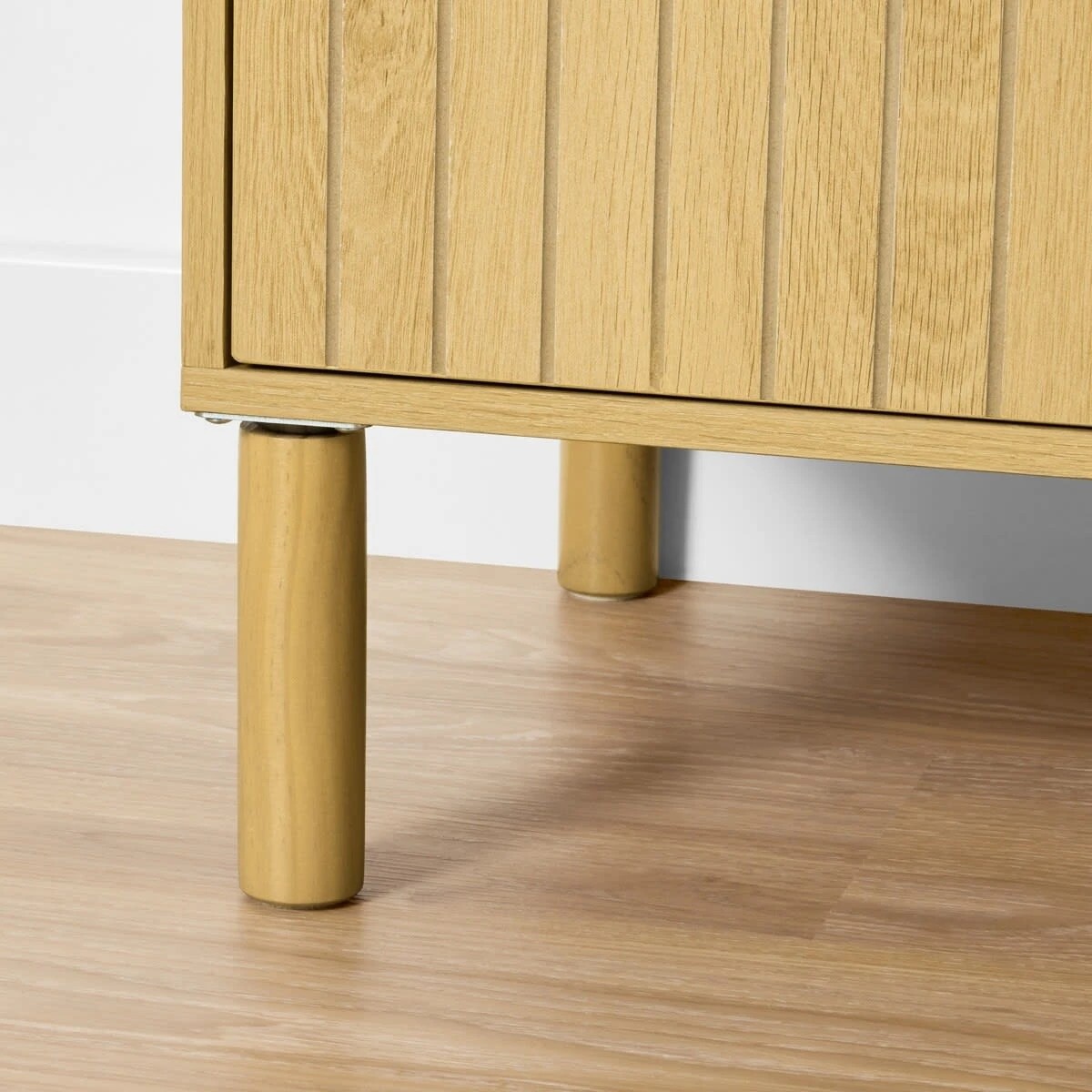 8 Leon Entertainment Unit, 8 of 9