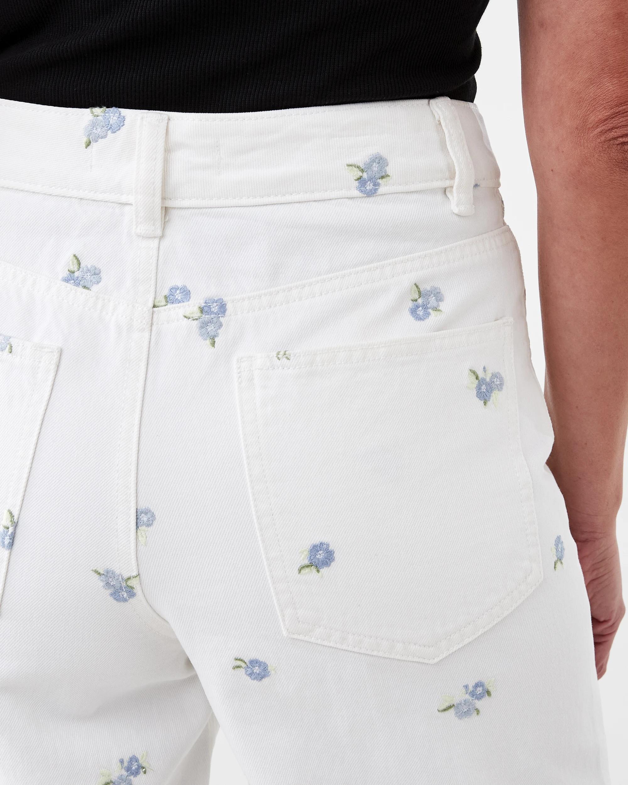 8 Embroidered Jeans Ditsy Emb, 8 of 9