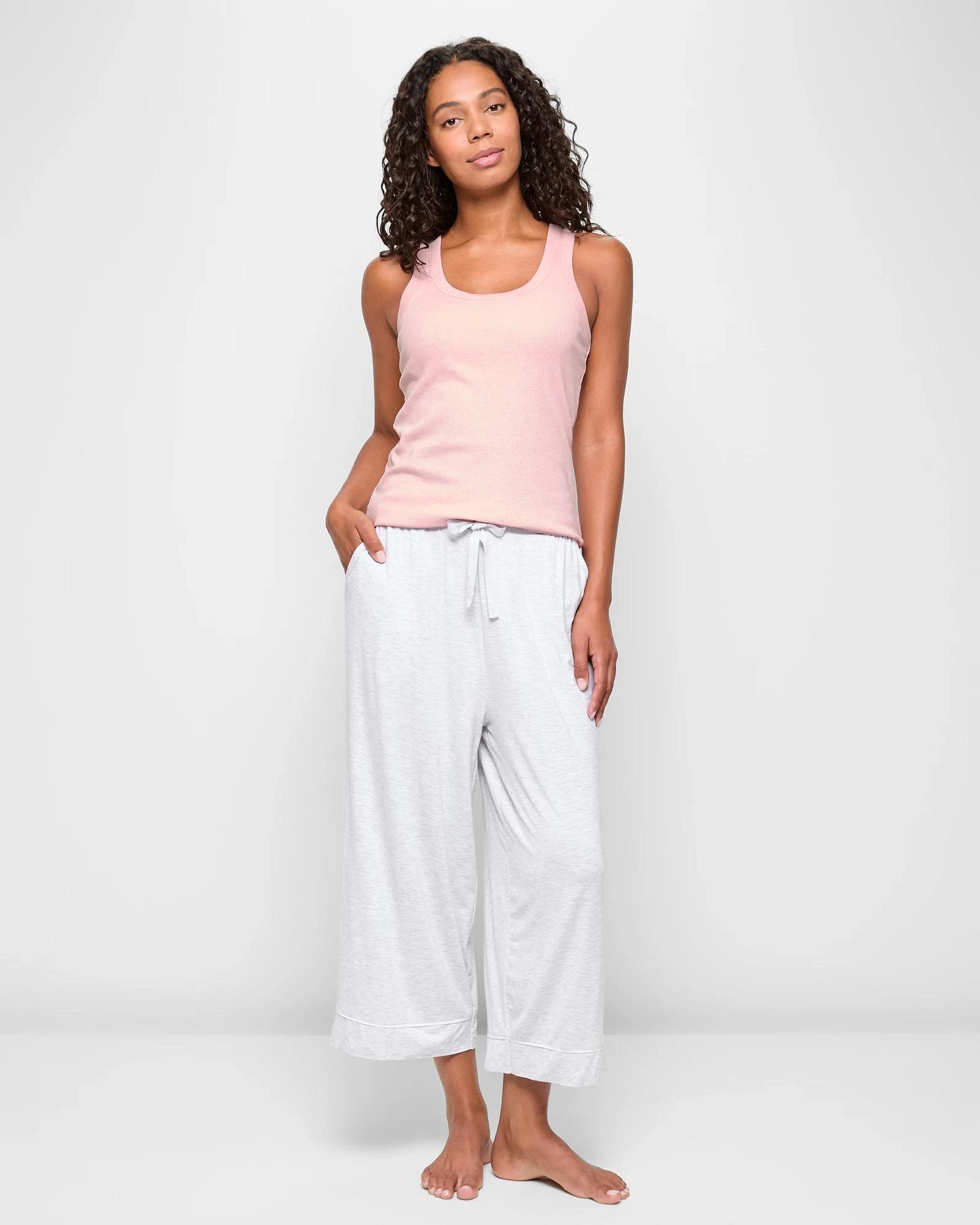 2 Target Woman Sleep Shelf Bra Tank Top PINK MARLE, 2 of 5