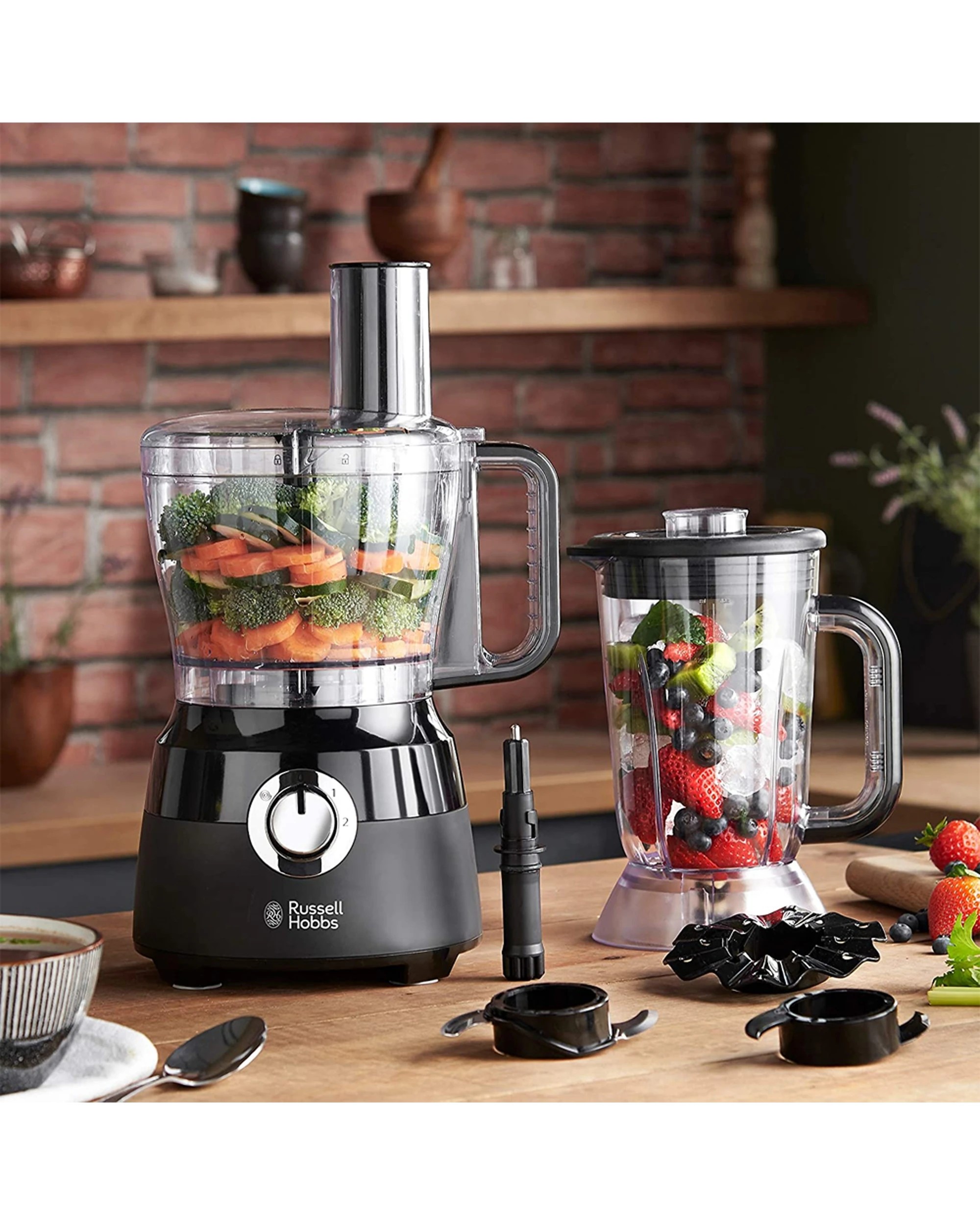 6 Russell Hobbs 2.5 Litre Desire Food Processor - Matte Black, 6 of 8