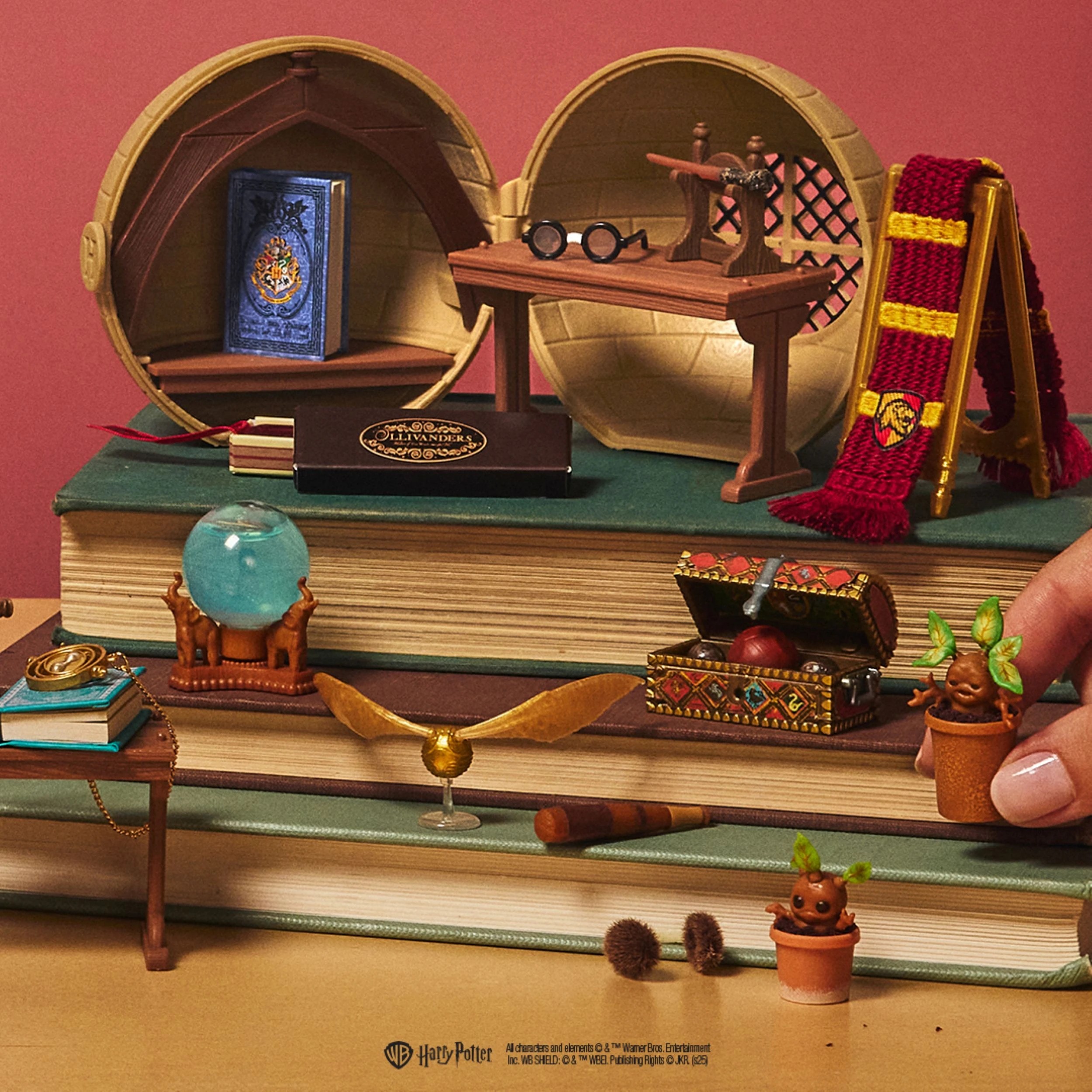 10 MGA's Miniverse: Make It Mini Harry Potter Back to Hogwarts - Assorted, 10 of 10