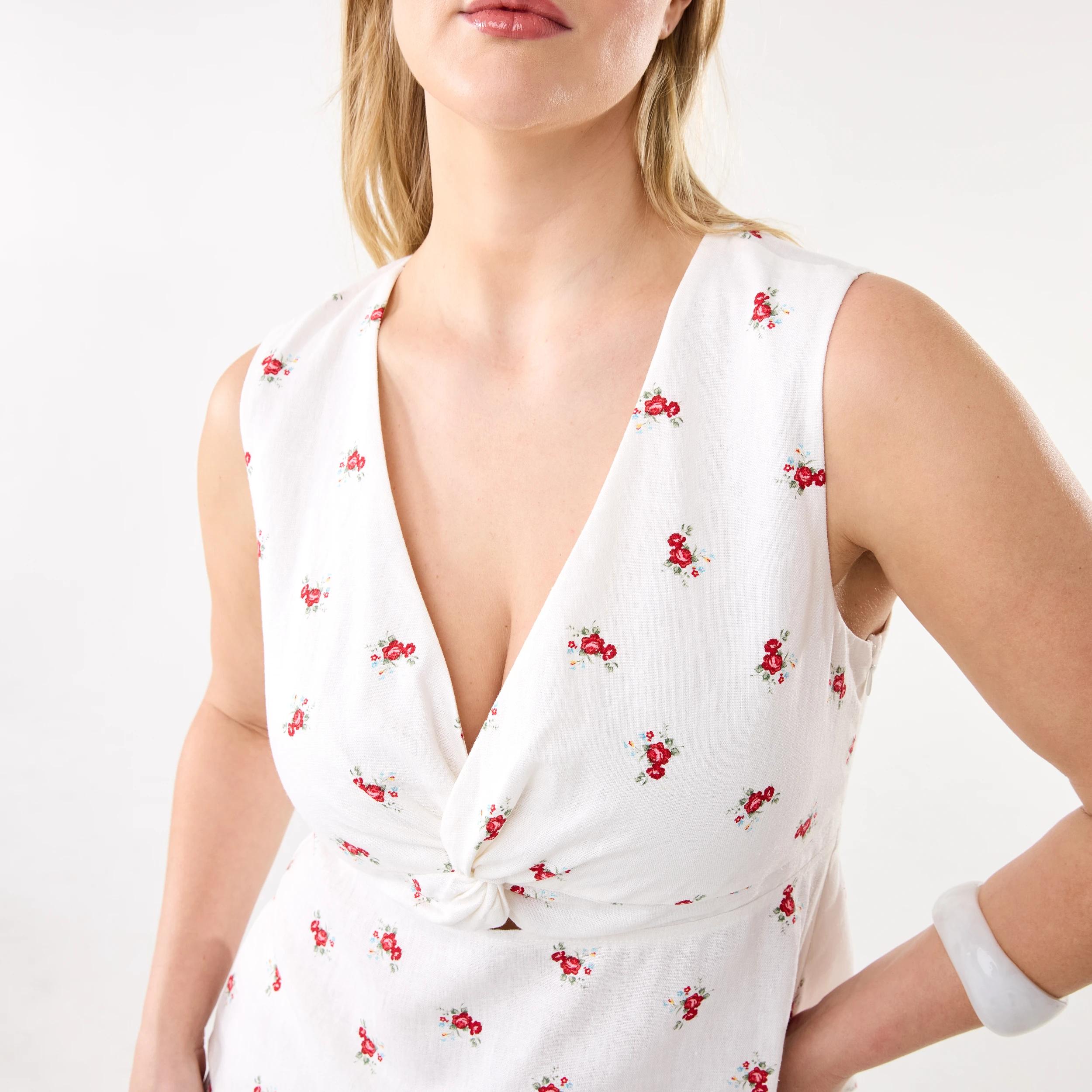 6 Sleeveless Twist Front Top Rose Ditsy, 6 of 7