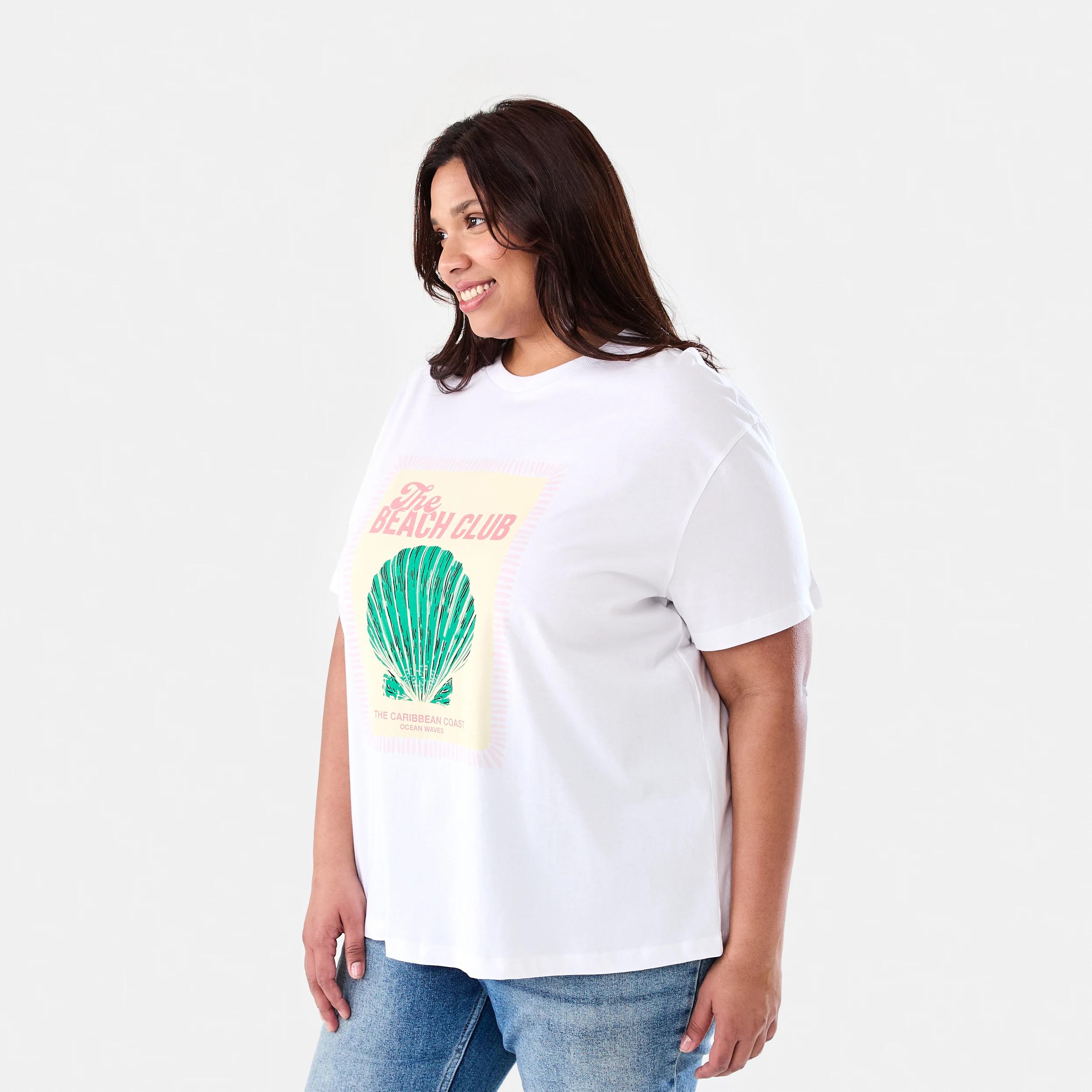 2 Curve Short Sleeve Boyfriend T-shirt Beach Club, 2 of 6