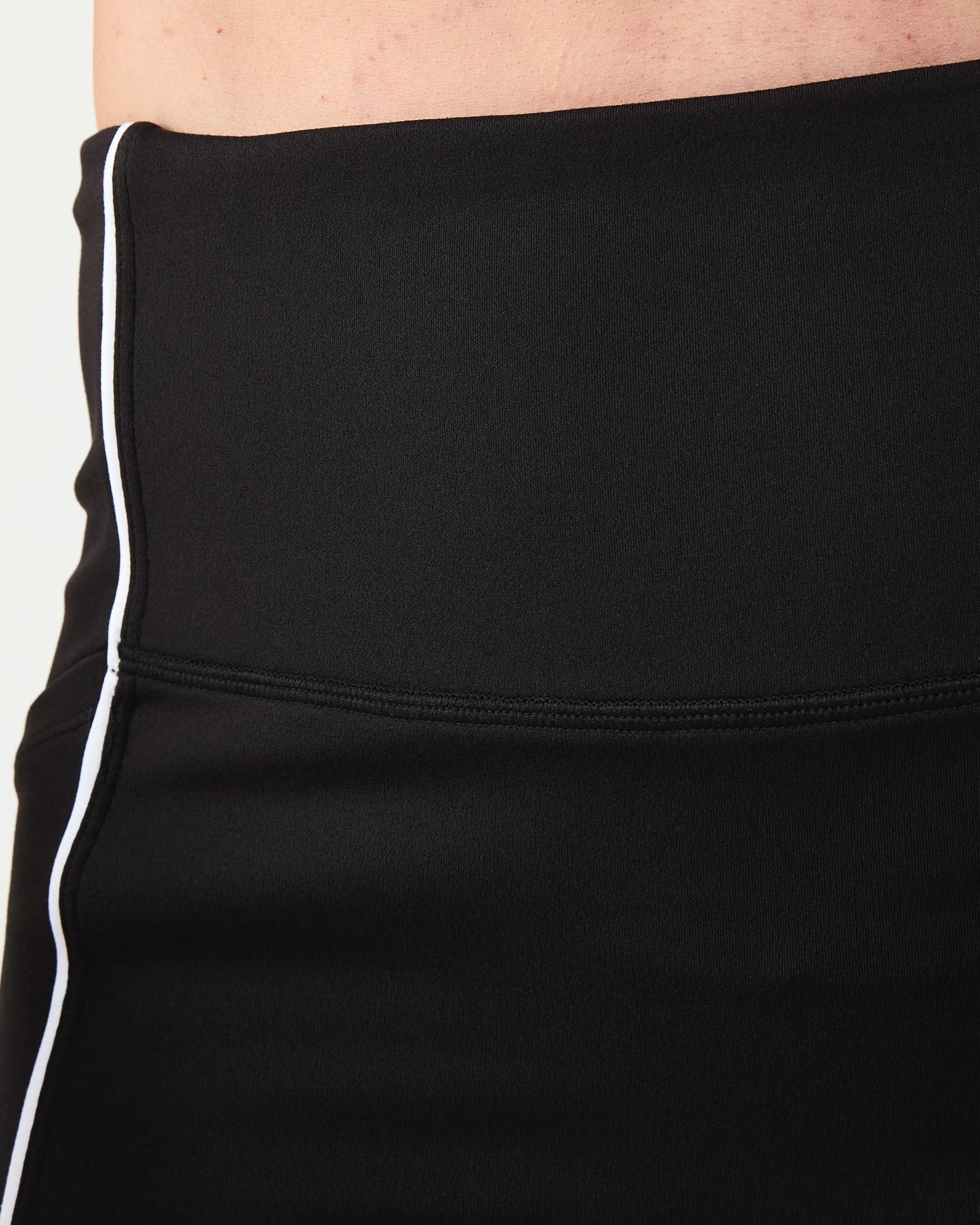 4 Active Womens Cloudform Bike Shorts Black, 4 of 7
