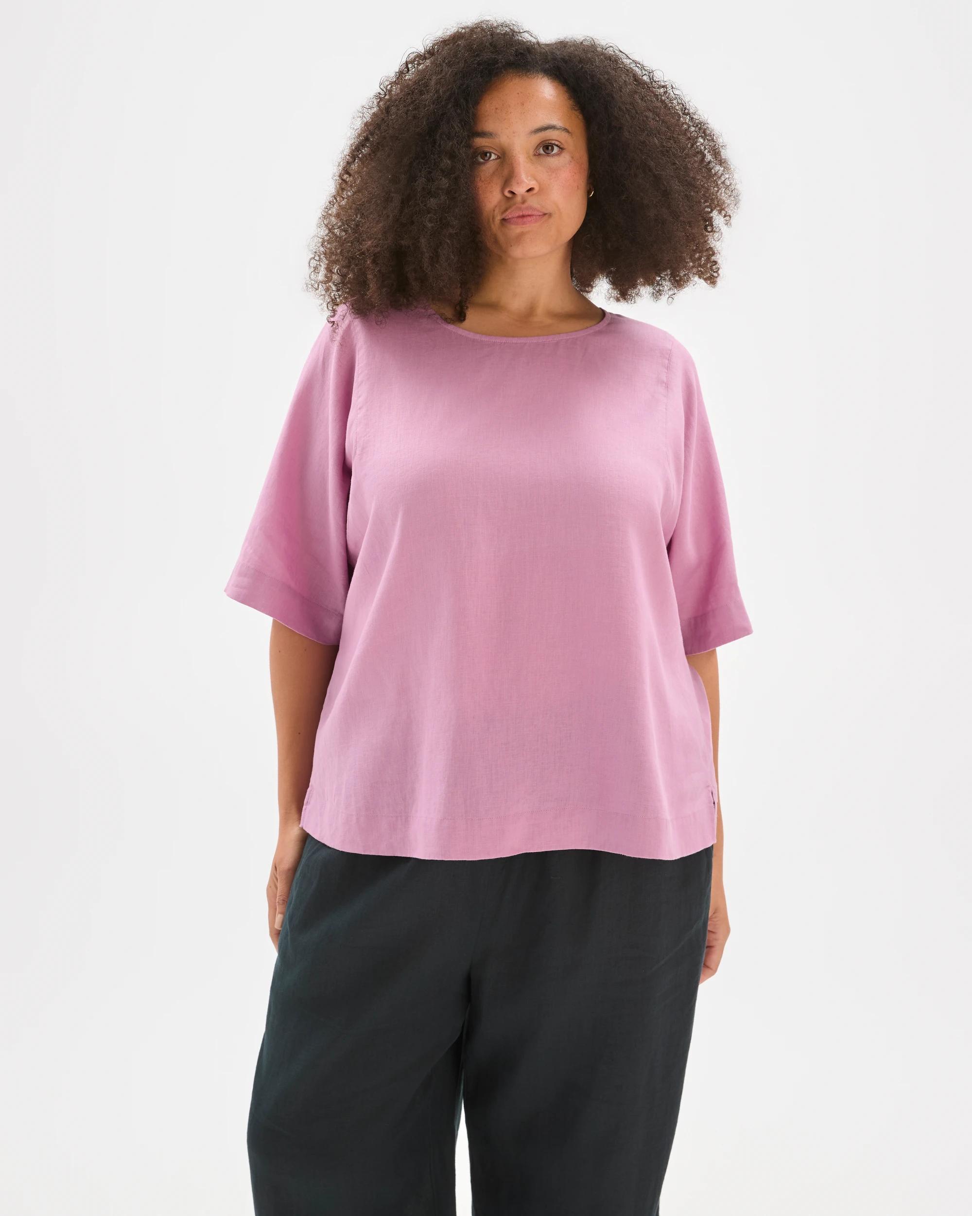 3 Target Curve Plus Size European Linen Seam Detail T-Shirt WHIPPED BERRY, 3 of 7