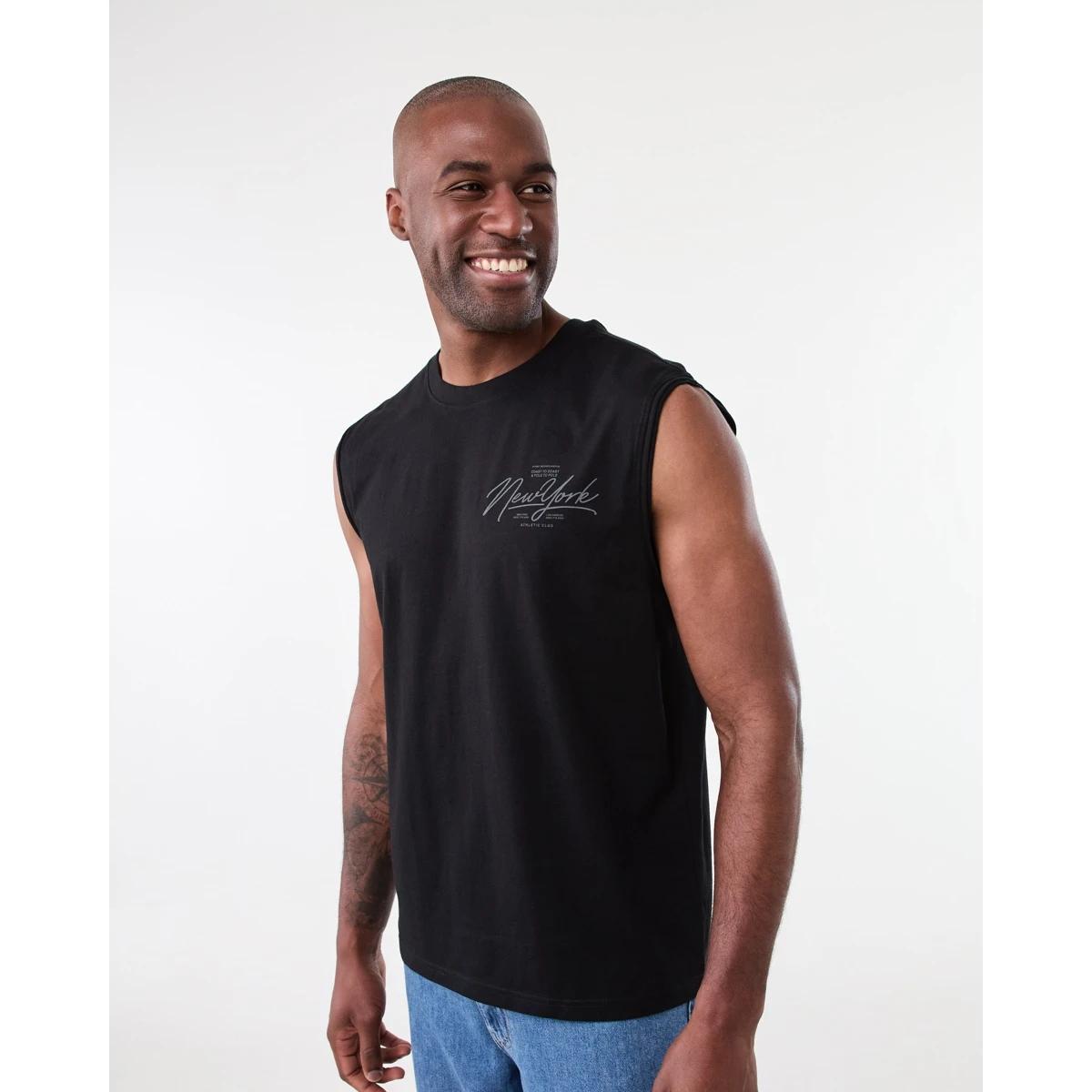 2 Graphic Curved Hem Muscle Blk Nyclub, 2 of 6