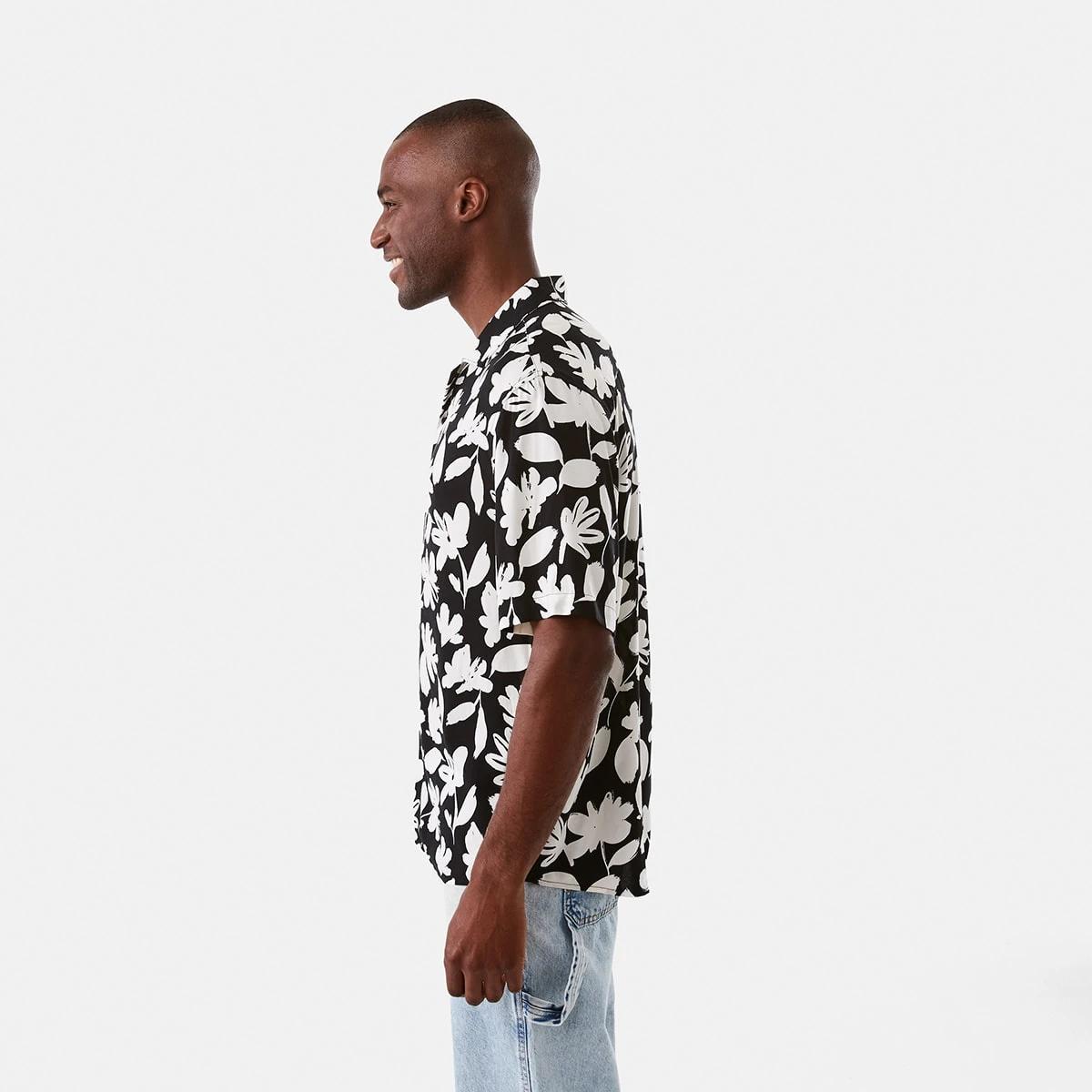 2 Short Sleeve Resort Print Shirt Brus Flral, 2 of 7