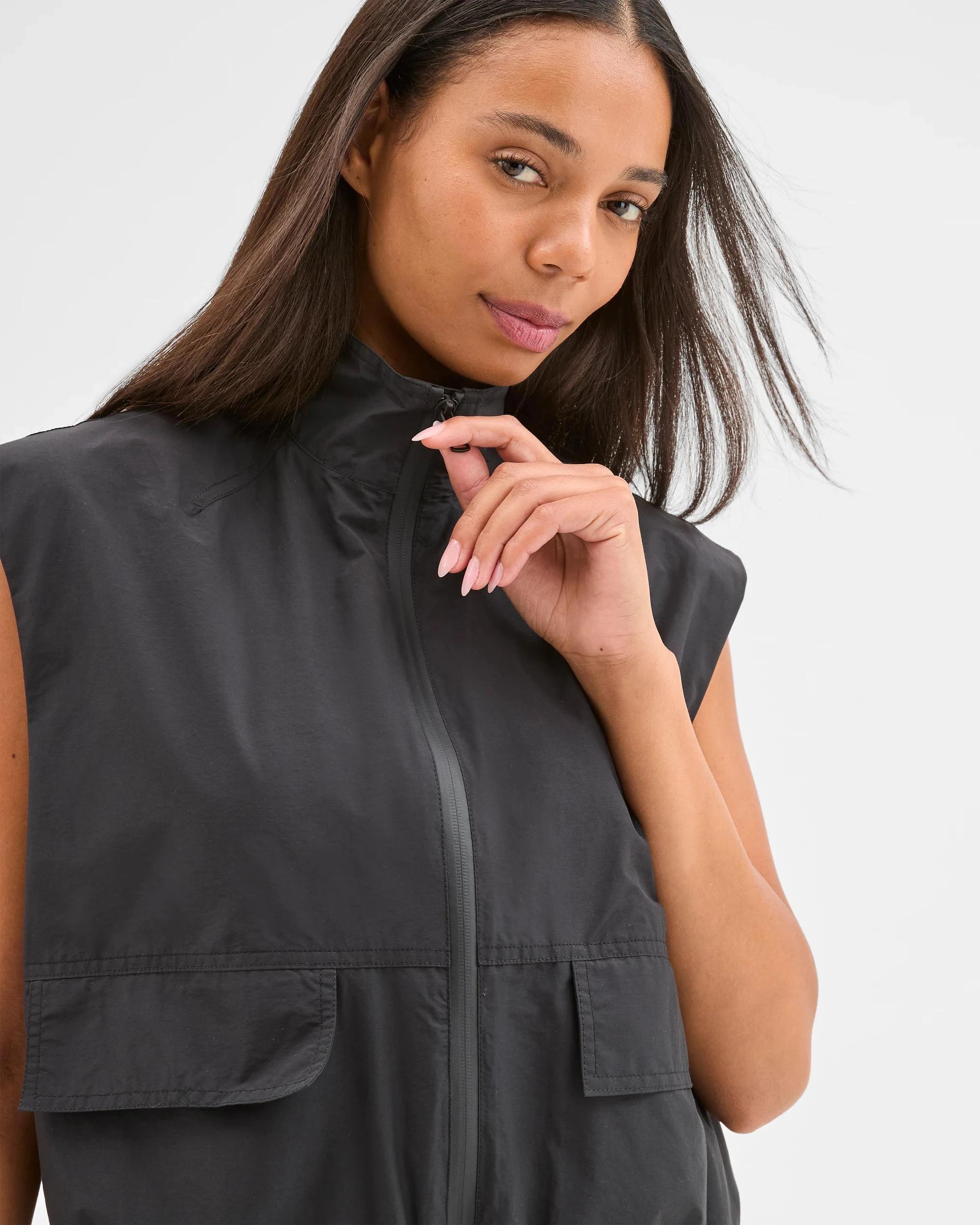 5 Target Active Active Australian Cotton Blend Funnel Neck Woven Vest BLACK, 5 of 8