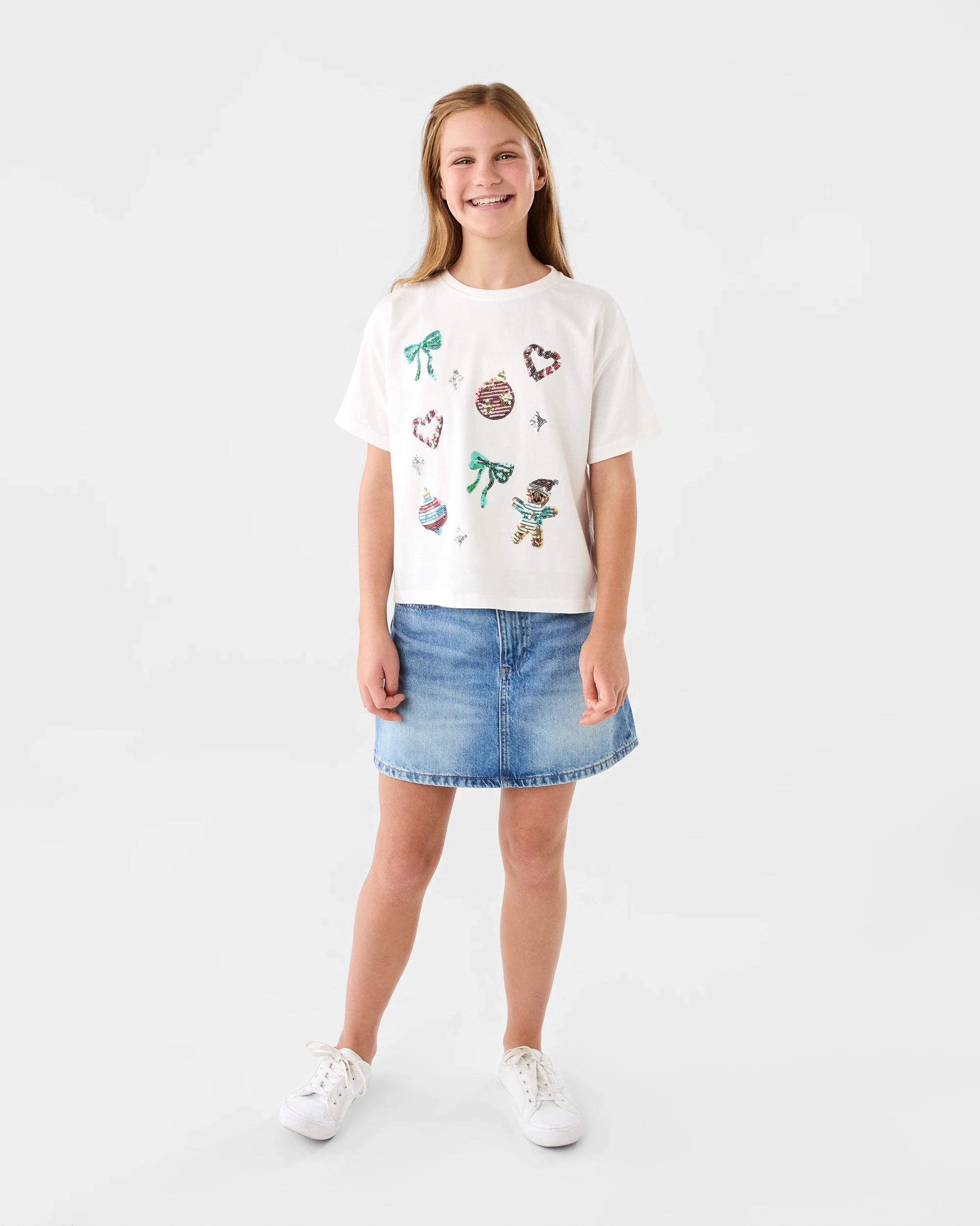 5 Christmas Boxy Sequin T-shirt Wht Ornam, 5 of 6