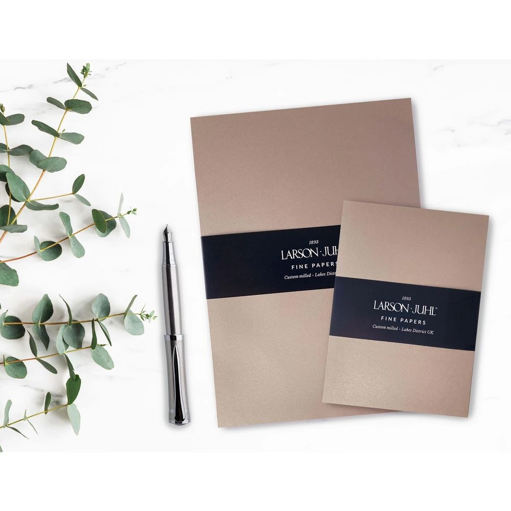 2 Larson-Juhl A5 Comet Paper Sand 25 Pack, 2 of 4