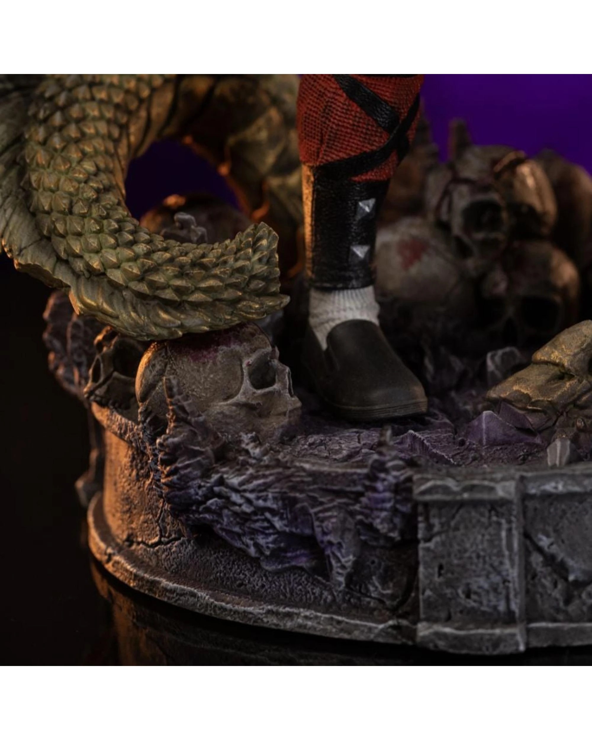 4 Mortal Kombat Liu Kang 1:10 Scale Statue, 4 of 5