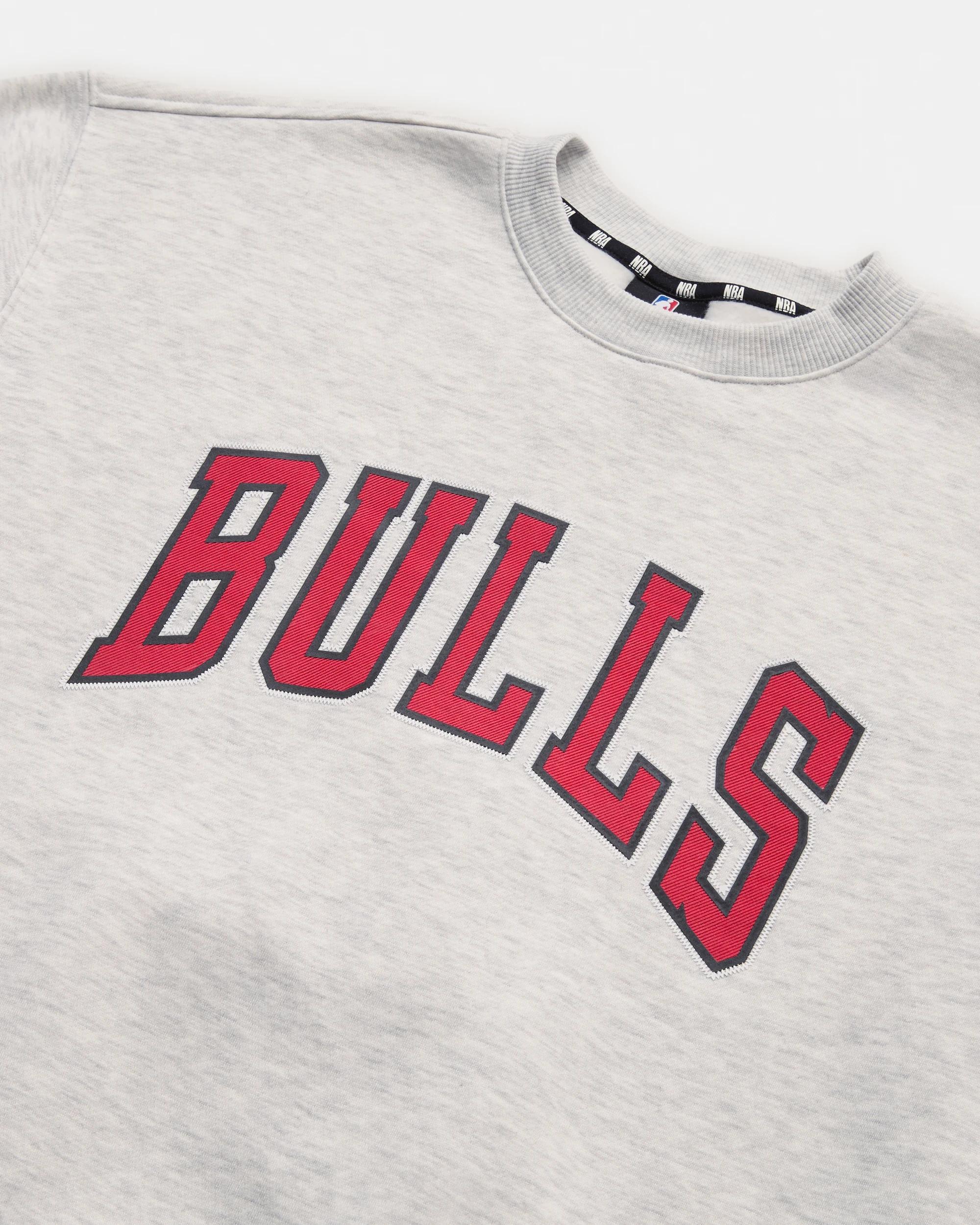 10 Official NBA Lounge T-shirt WHITE BULLS, 10 of 10