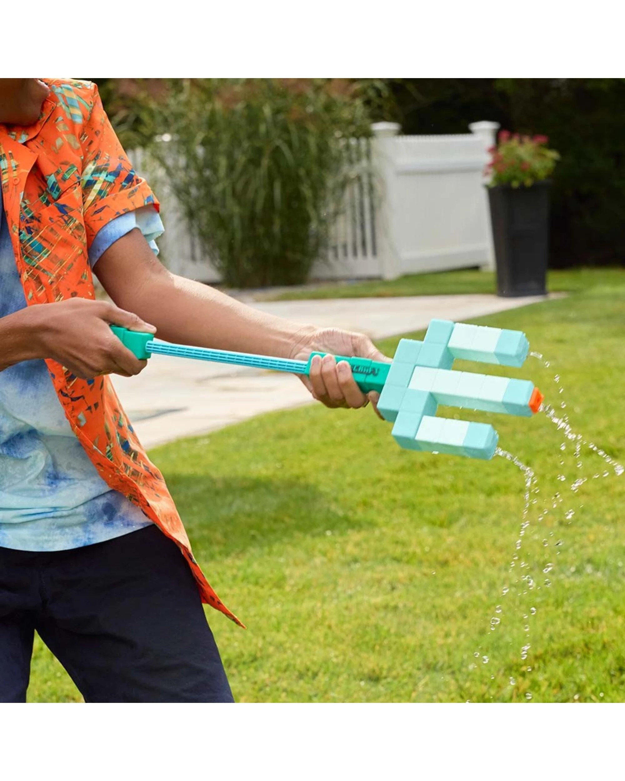 4 Minecraft - Trident NERF Super Soaker Water Blaster, 4 of 5