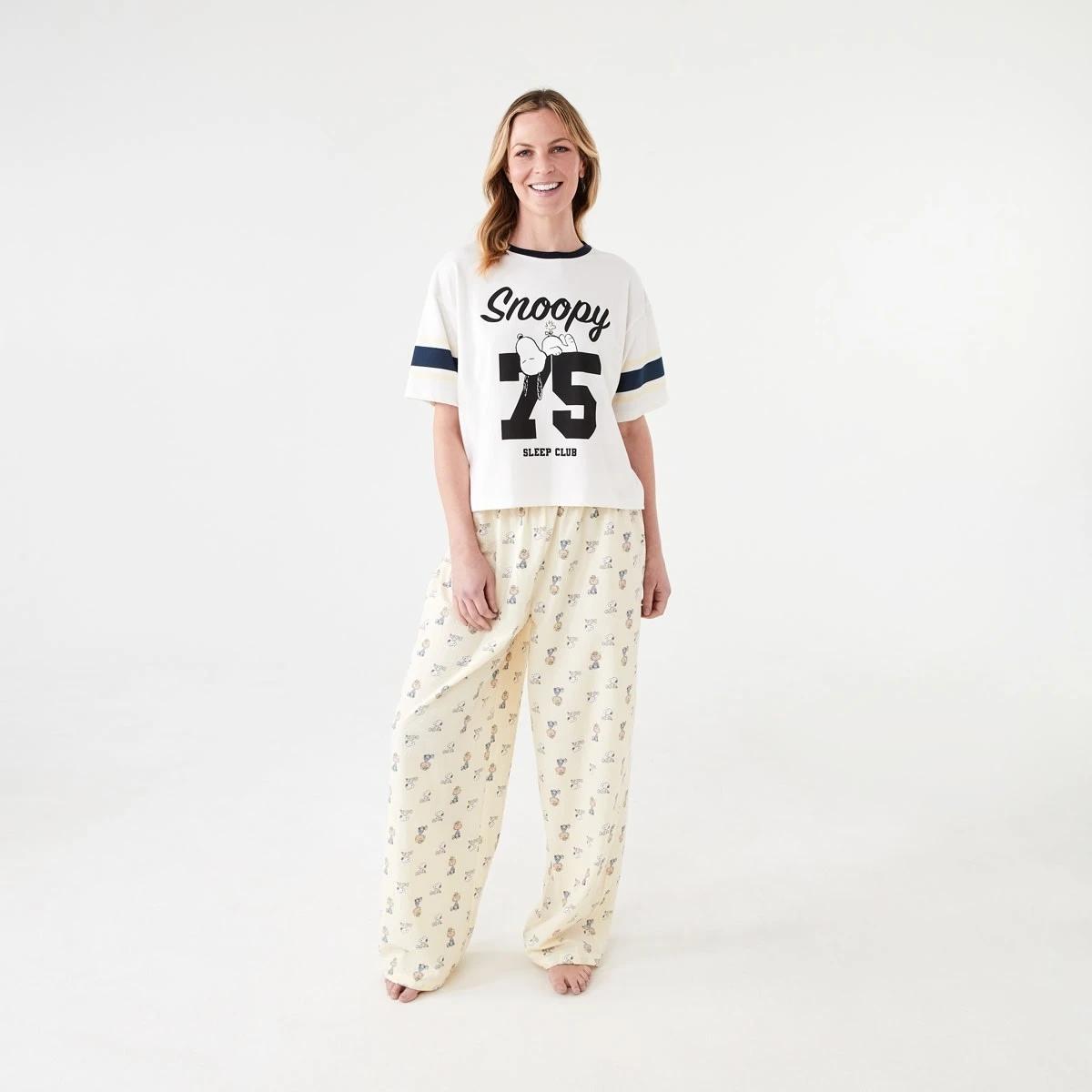 1 Snoopy License Short Sleeve Knit Top and Woven Pants Pyjama Set 75 SNOOPY WHITE, 1 of 7