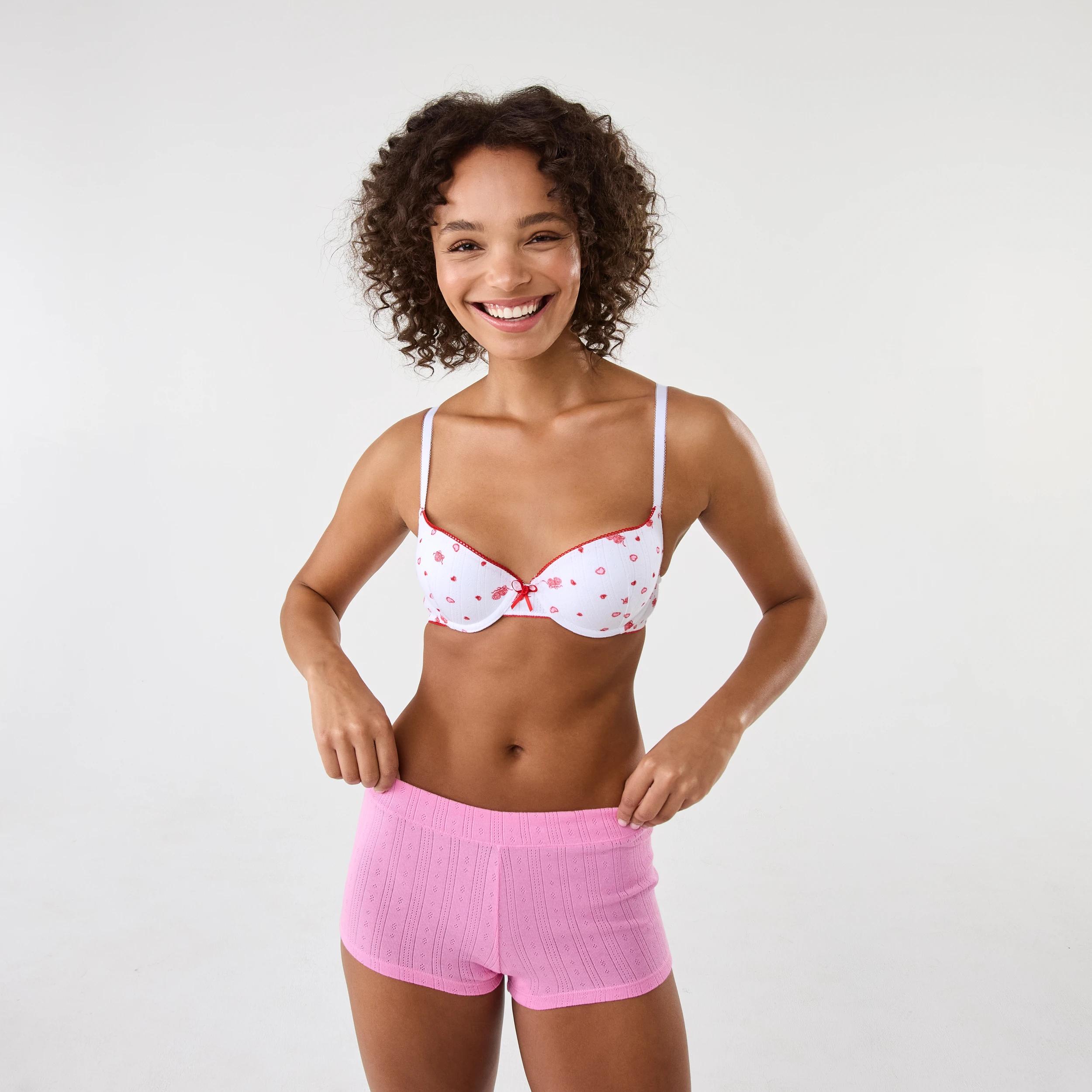 10 3 Pack Pointelle Boyleg Shorties Heart Lock, 10 of 10