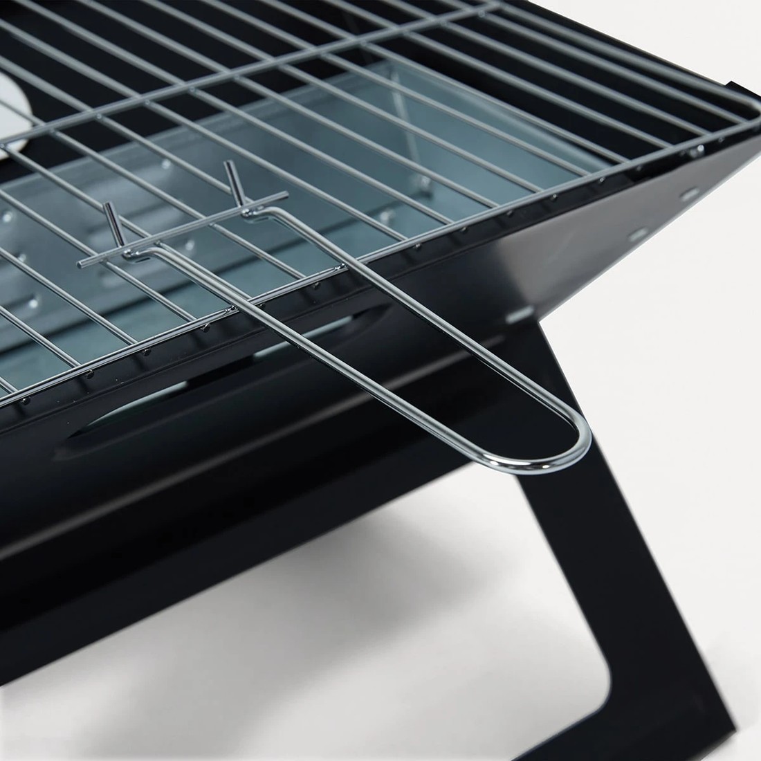 7 Portable BBQ Charcoal Grill, 7 of 10