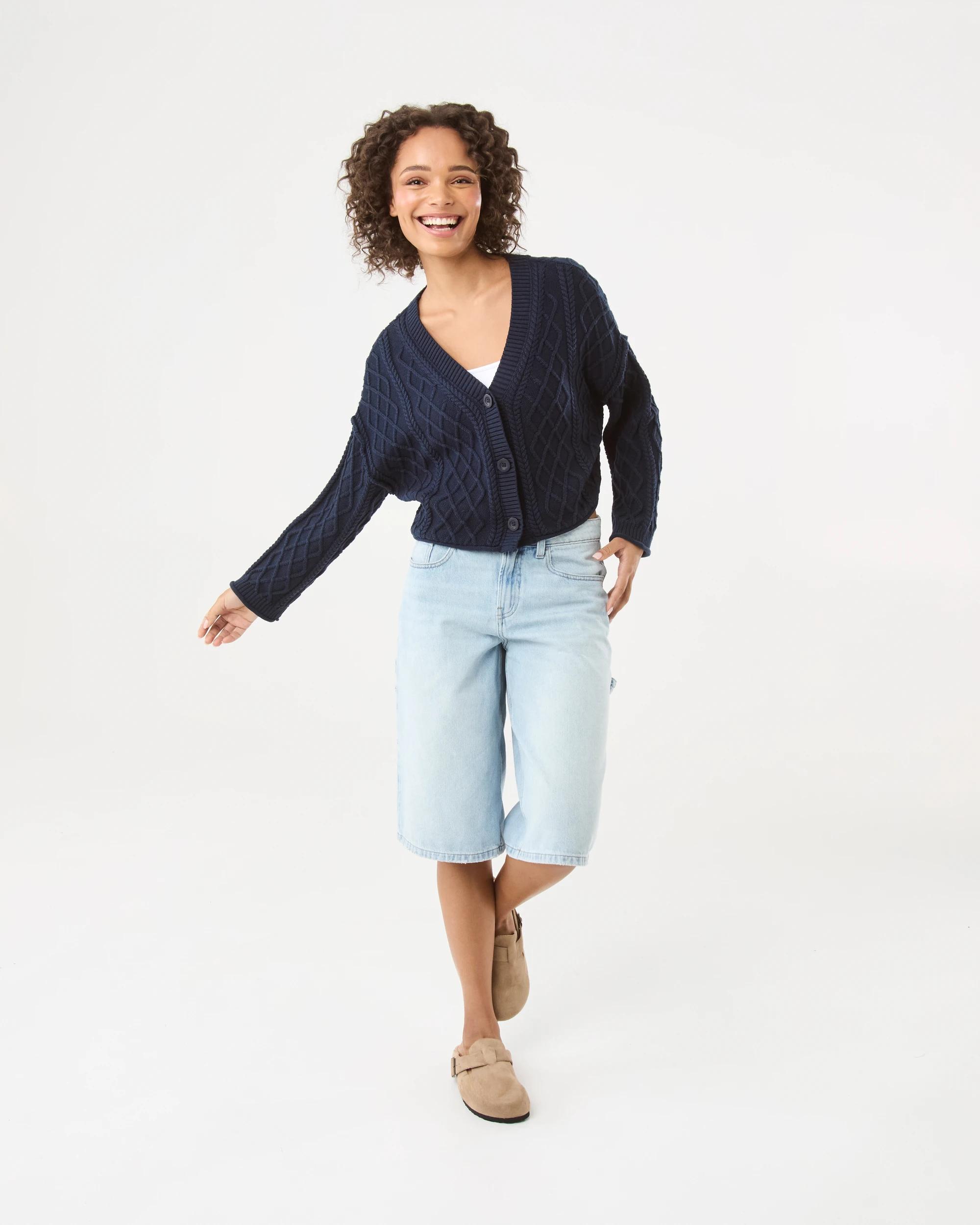 2 Oversized Cable Cardigan Navy Blaze, 2 of 8