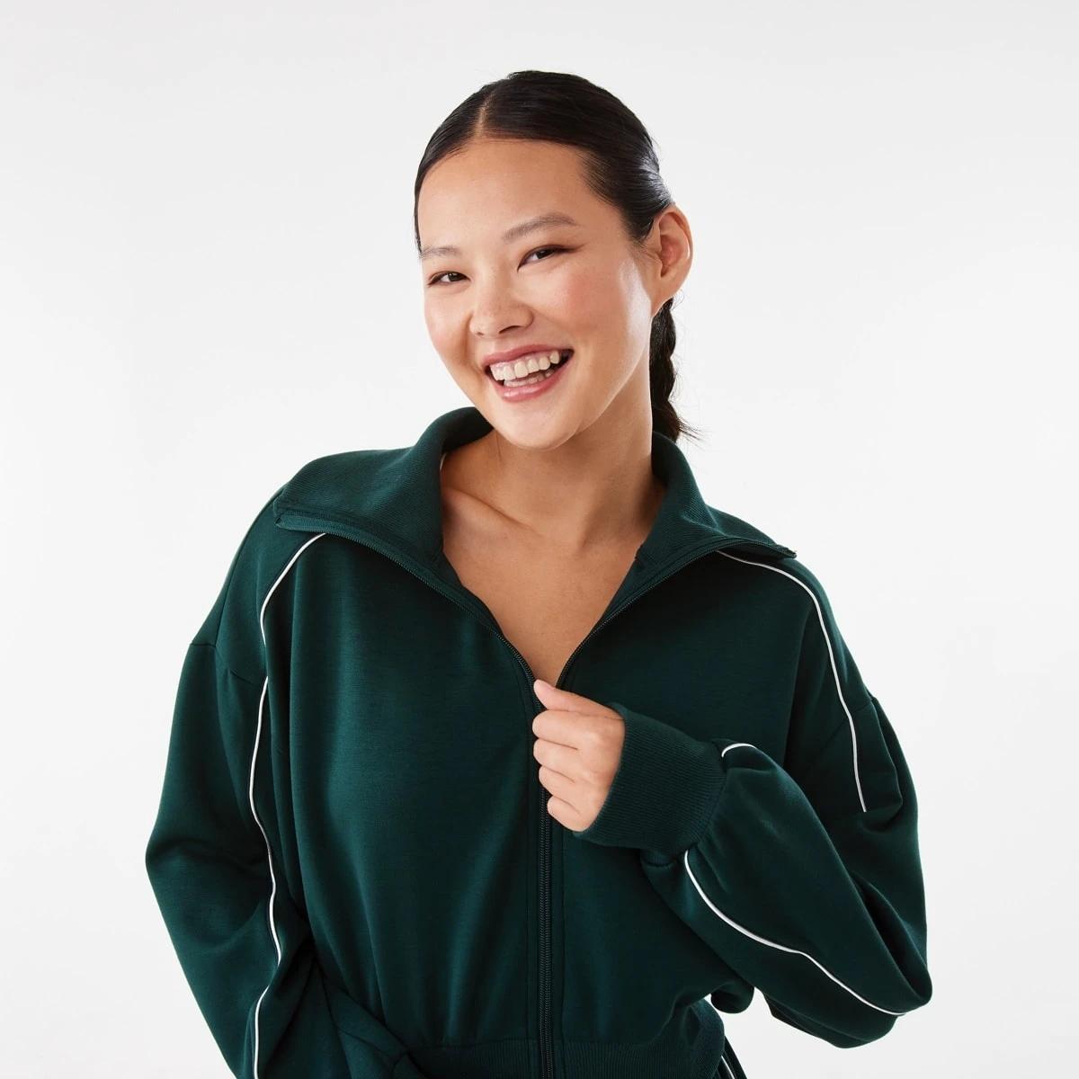 7 Active Womens Interlock Zip Long Sleeve Jumper Grn Yucca, 7 of 9