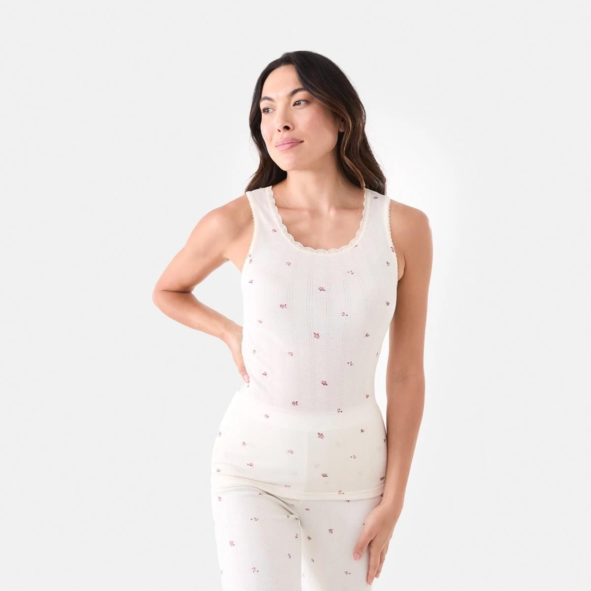 1 2 Pack Pointelle Vest Wntr Ditsy, 1 of 6