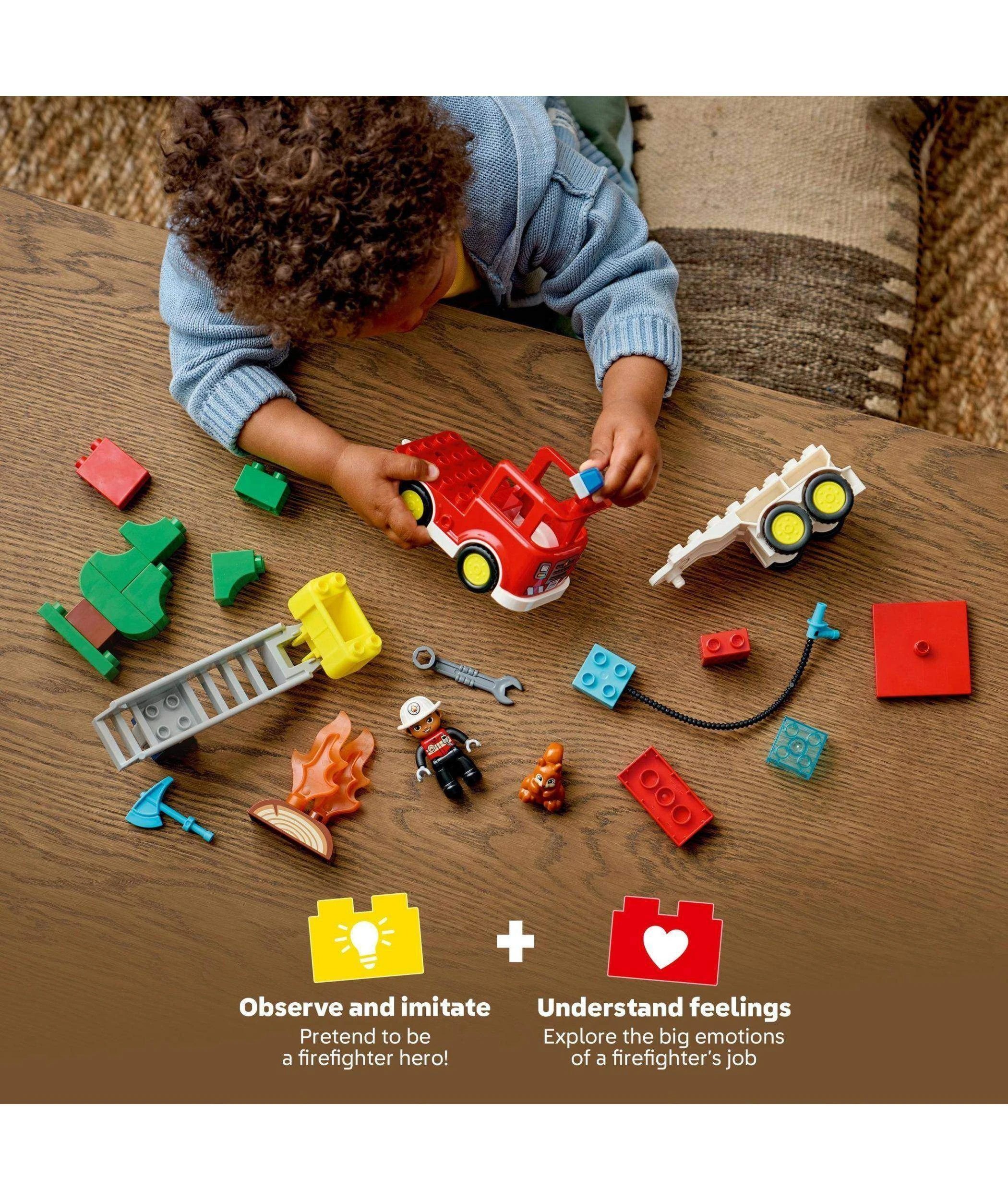 4 LEGO DUPLO Town Fire Engine with Hose and Firefighter 10473, 4 of 10