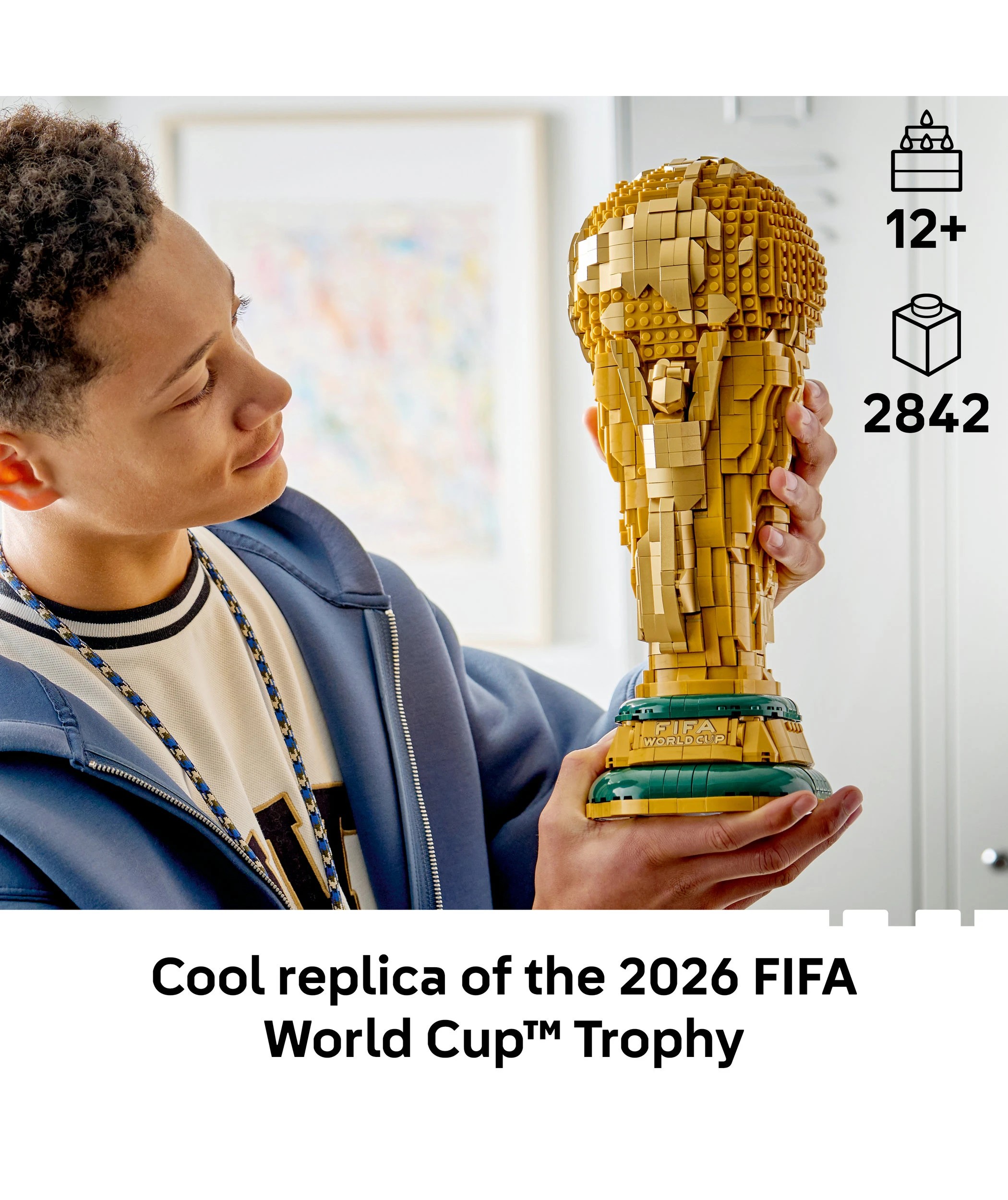 3 LEGO Editions Football FIFA World Cup Official Trophy 43020, 3 of 10