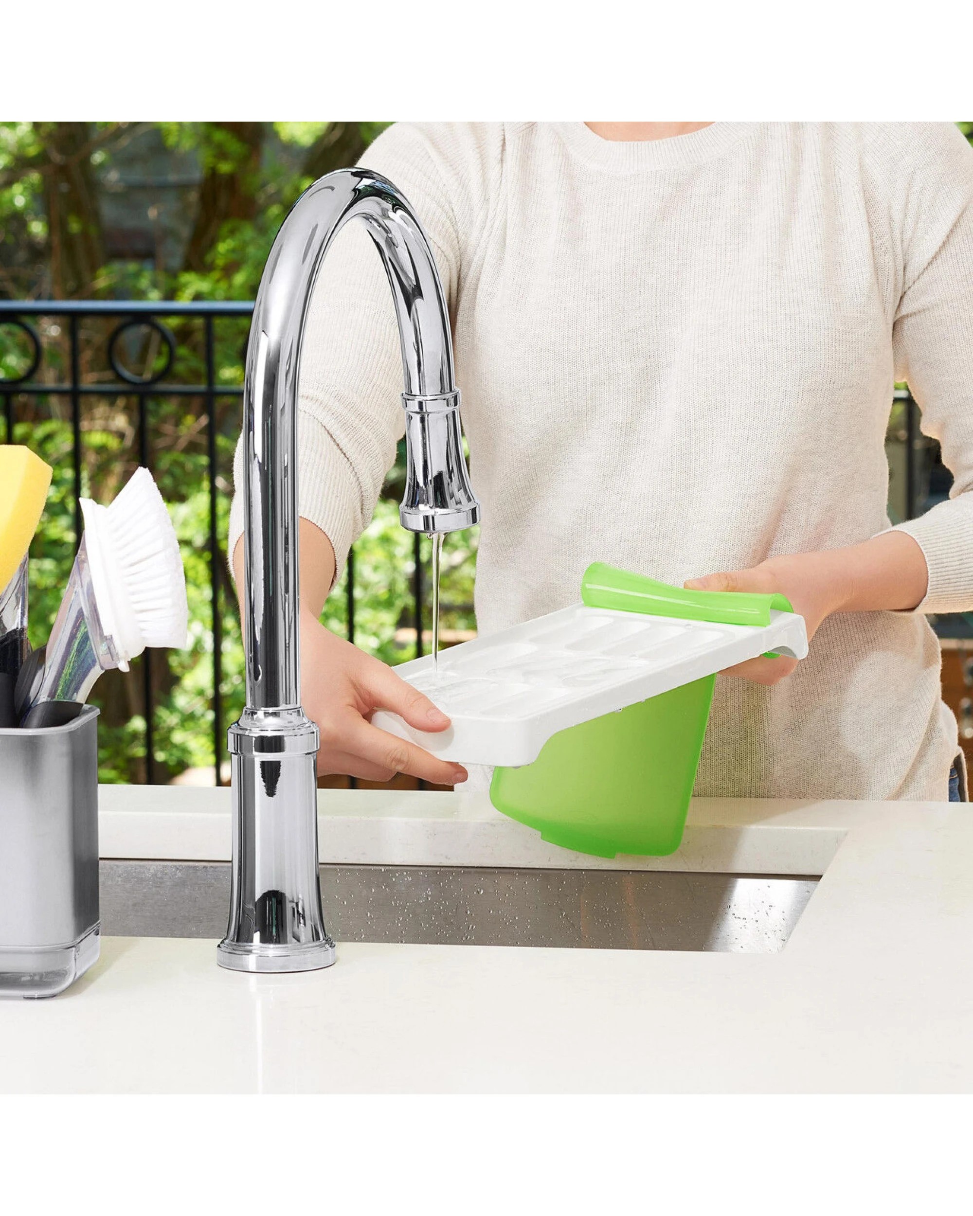 3 Oxo Good Grips No-spill Ice Stick Tray – Water Bottle Ice Mold Spill-resistant, 3 of 10