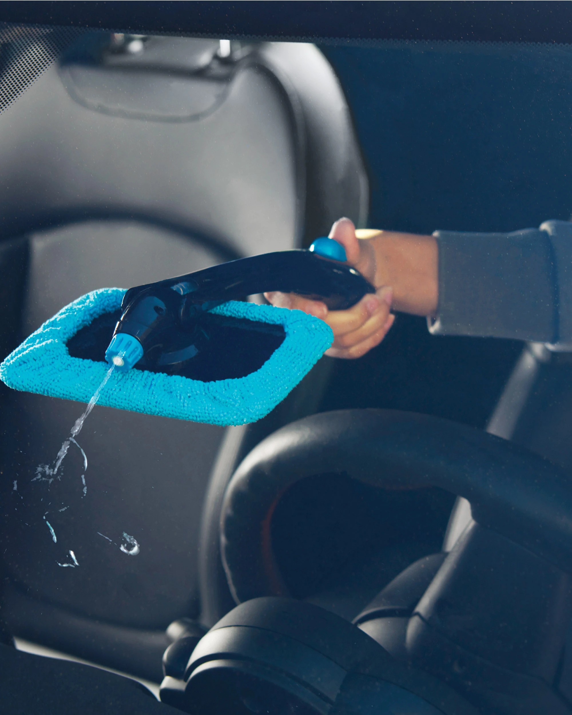 4 Windshield Wizard Fast and Easy Way To Reach Spray and Clean Windshields, 4 of 8