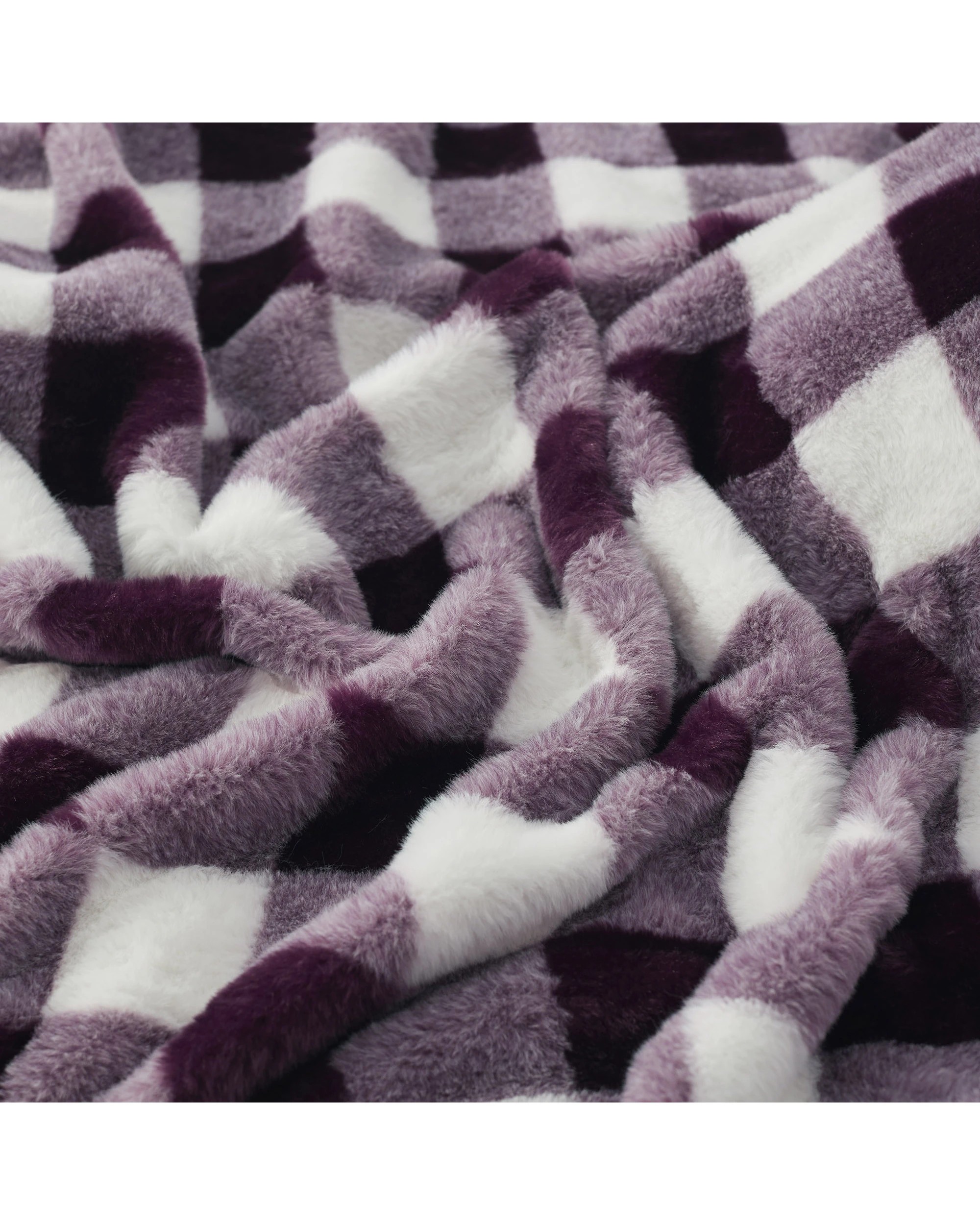 3 Dreamaker Gingham Plush Heated Throw 130x160cm - Cherry, 3 of 9