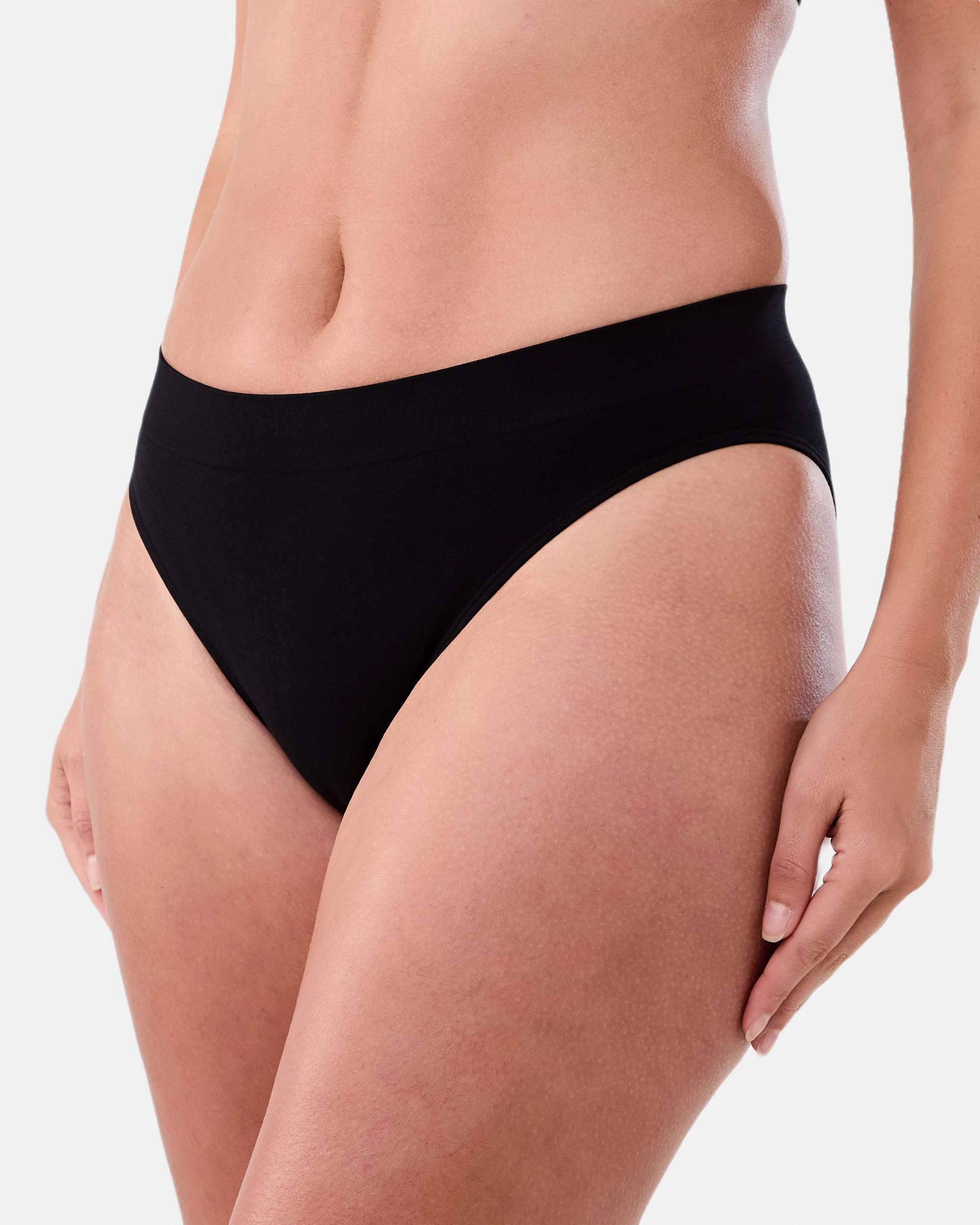 3 3 Pack Seamfree Bikini Briefs Blk Lf Blk, 3 of 5