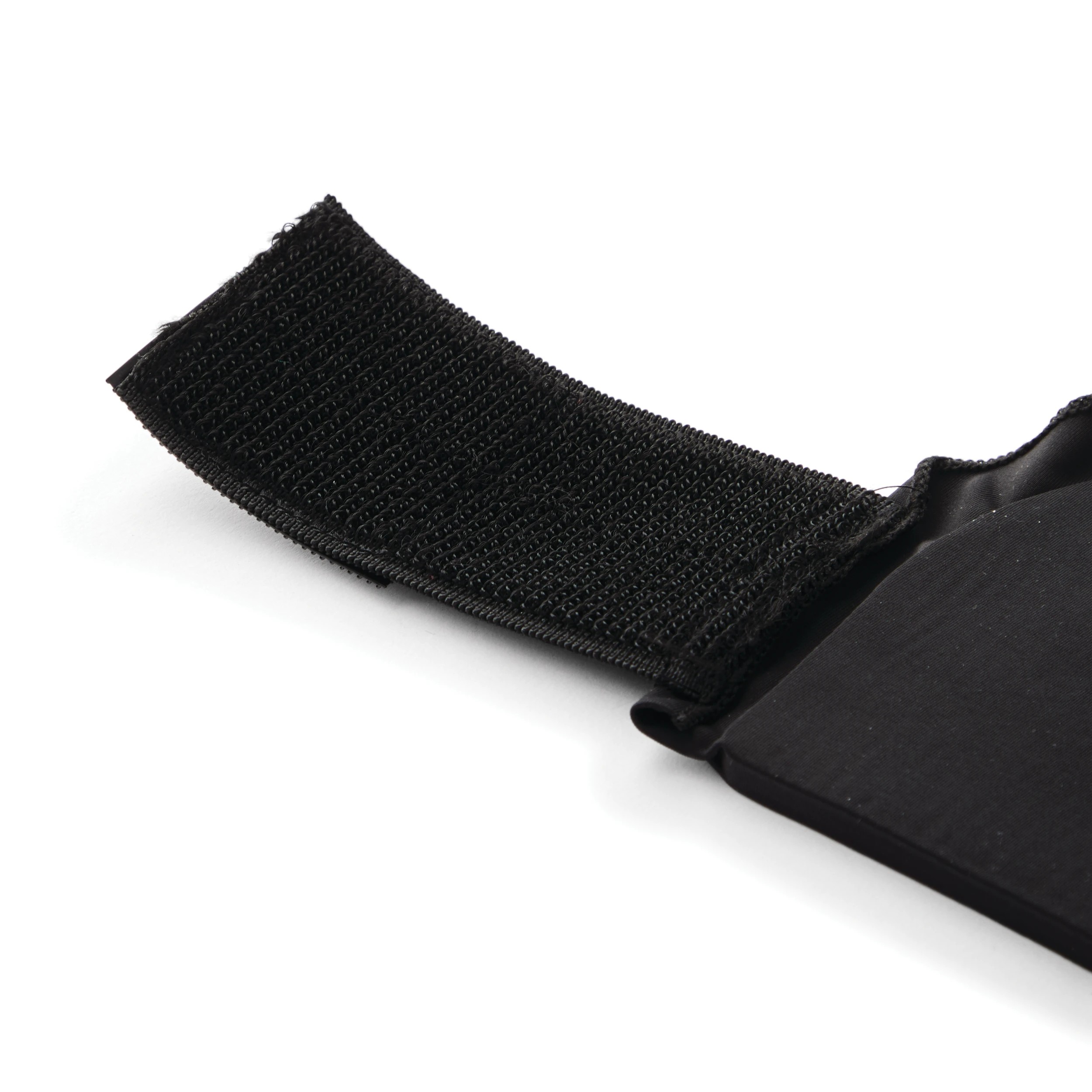 8 Hot and Cold Gel Recovery Sleeve for Shoulder / Thigh, 8 of 10