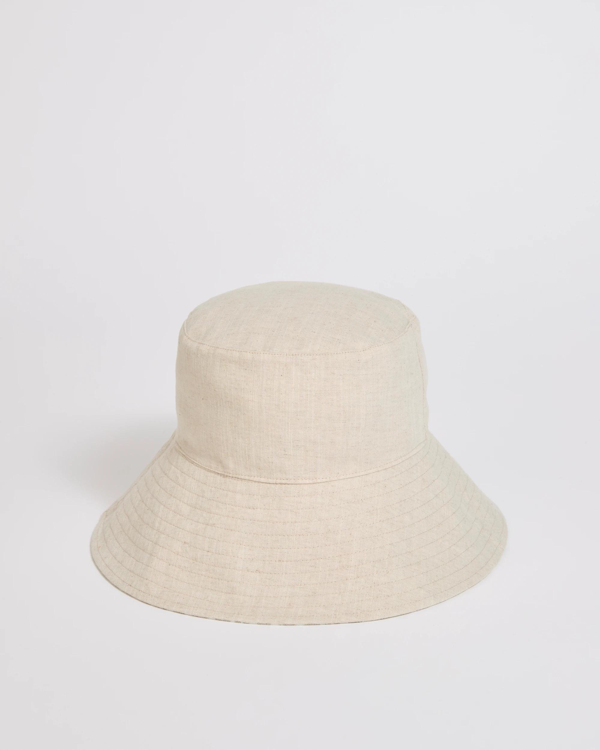 2 Target Woman Wide Brim Reversible Bucket Hat NATURAL STRIPE, 2 of 3