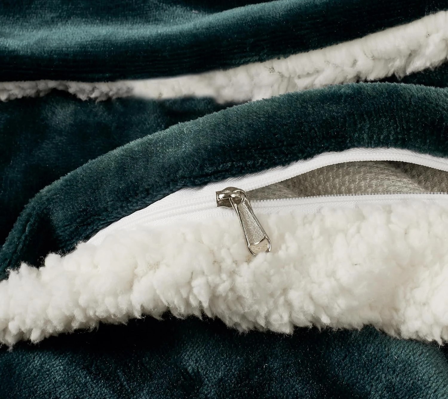 6 Gioia Casa 2-Pack Teddy Sherpa Standard Pillowcases Reversible Velvet - Emerald Green, 6 of 8