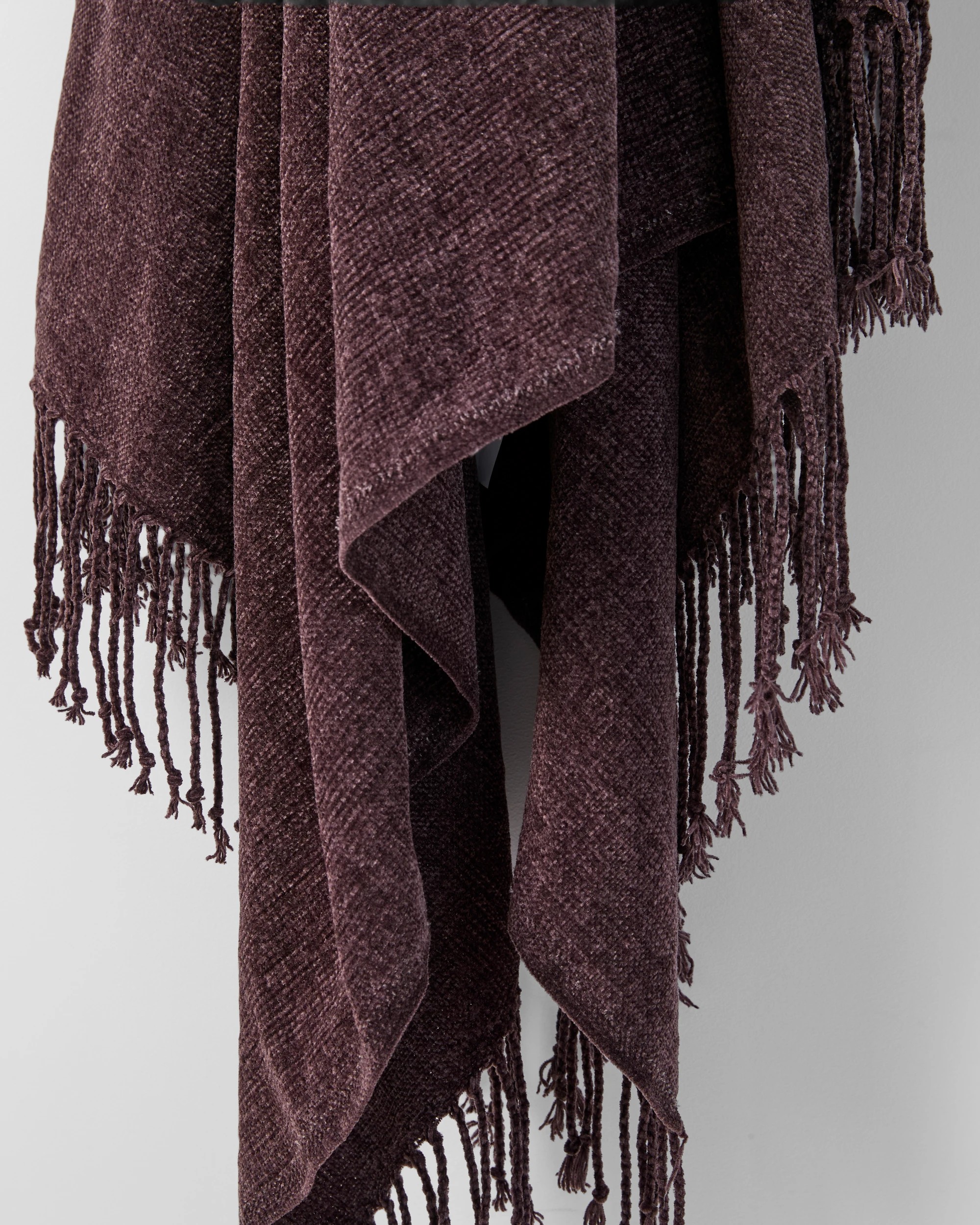 3 Target Issy Chenille Throw - Queen Bed - Brown, 3 of 4