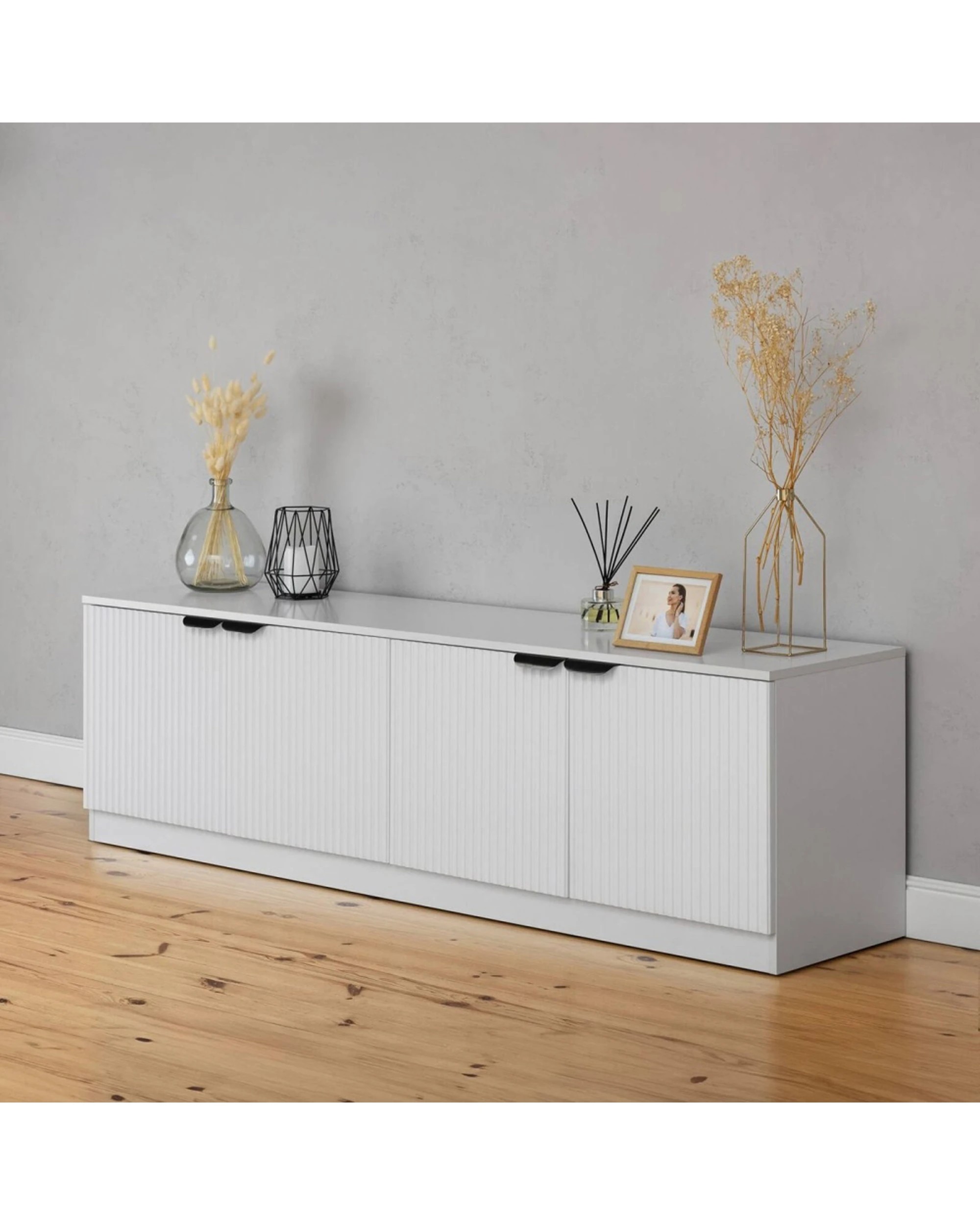 3 European Cabinetry Bucharest Fluted Panel TV Unit Pull Handle - White, 3 of 4