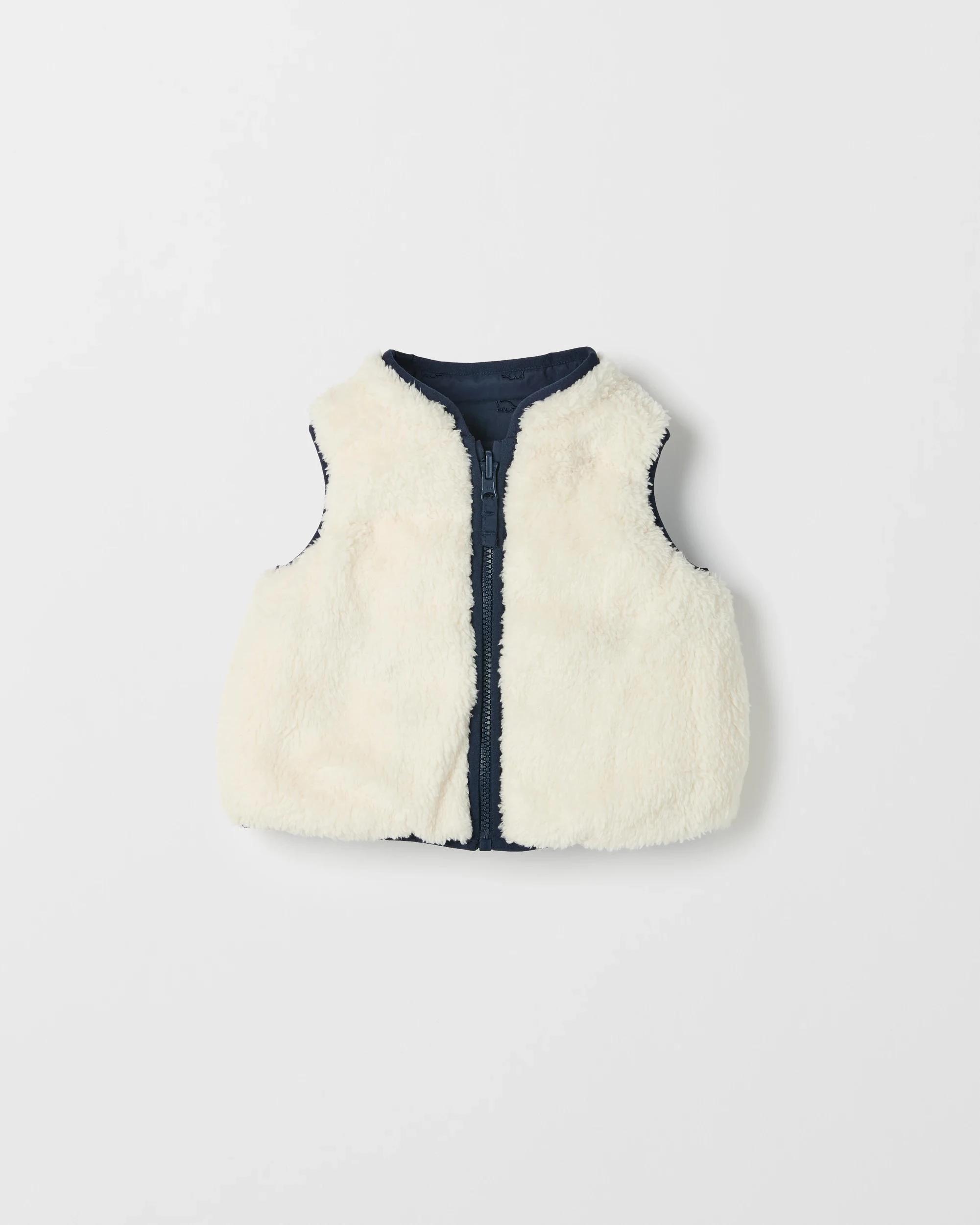 3 Target Baby Baby Reversible Sherpa Puffer Vest BLACK IRIS, 3 of 3